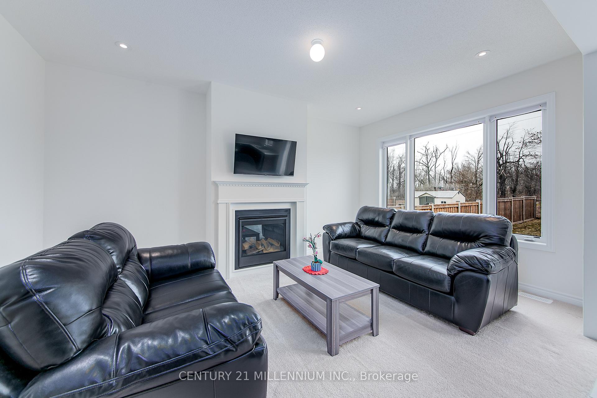 Photo 20 of 79 Rugman Crescent, Springwater, Centre Vespra — HOMEH