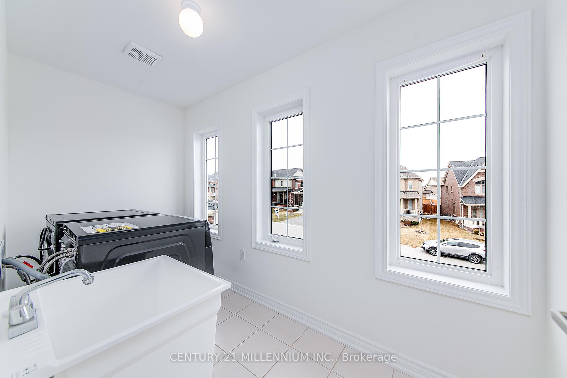 Photo 43 of 79 Rugman Crescent, Springwater, Centre Vespra — HOMEH