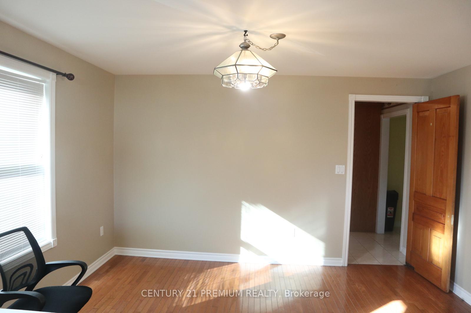 Photo 4 of Unit Upper Floor, 56 Princess Avenue, St. Thomas — HOMEH