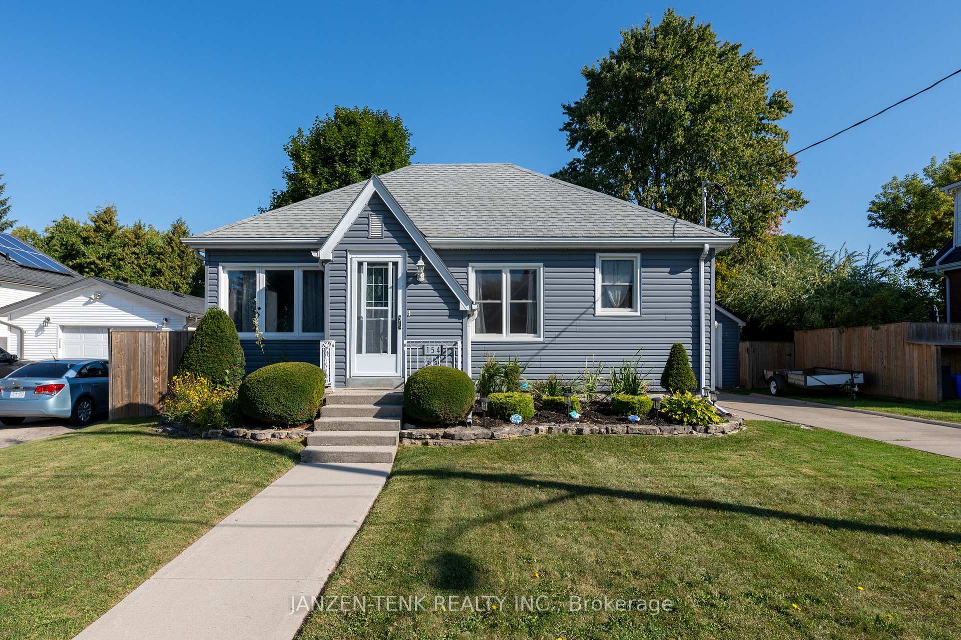 Photo 1 of 154 Elm Street, St. Thomas — HOMEH