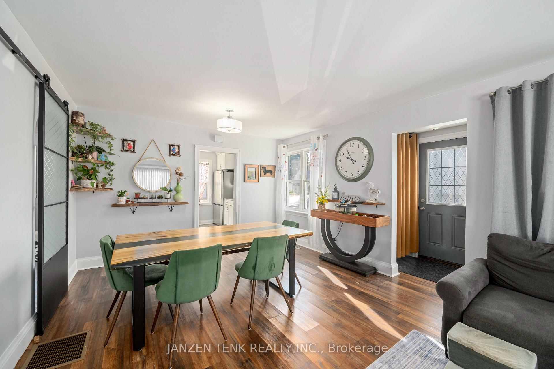 Photo 7 of 154 Elm Street, St. Thomas — HOMEH