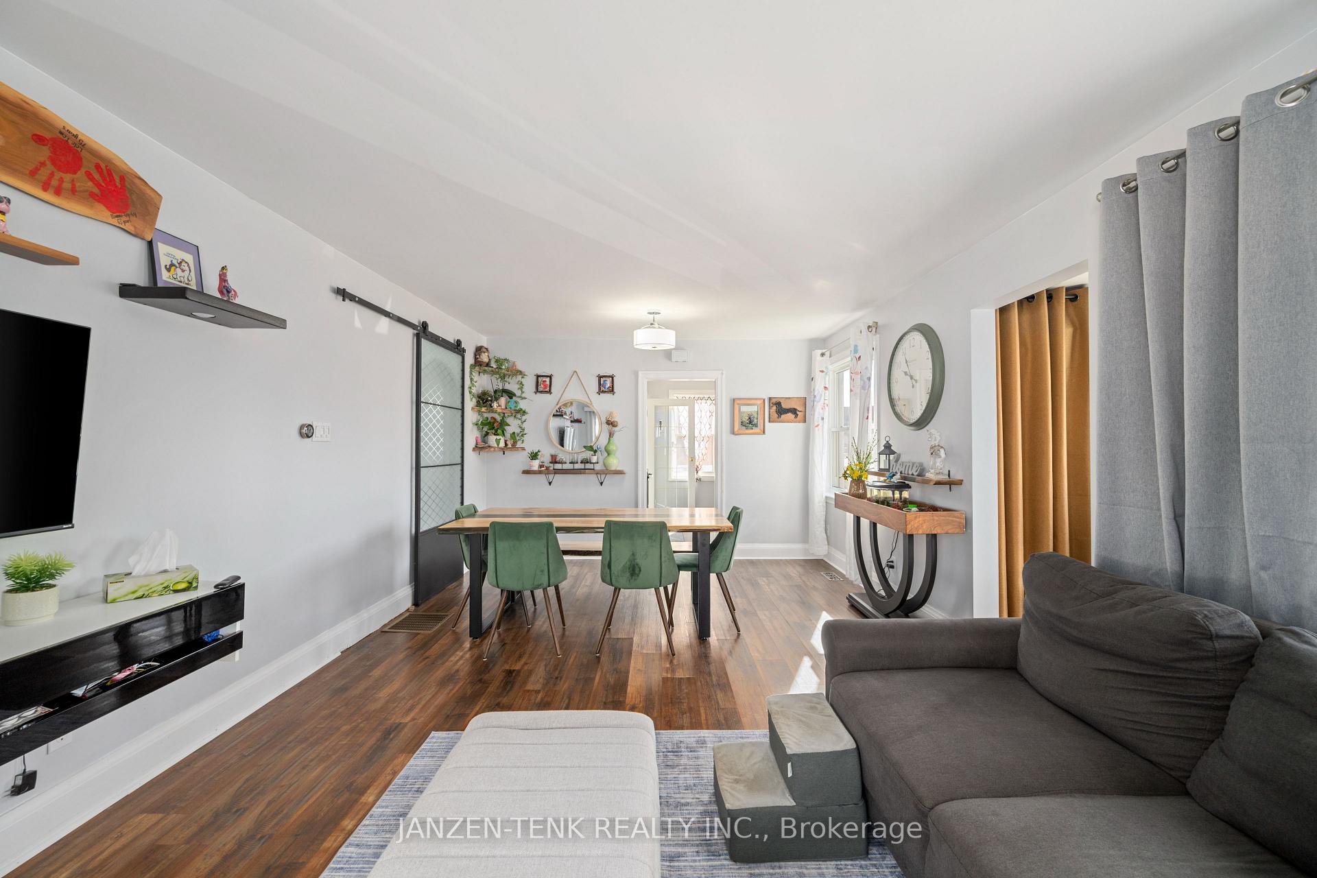 Photo 8 of 154 Elm Street, St. Thomas — HOMEH