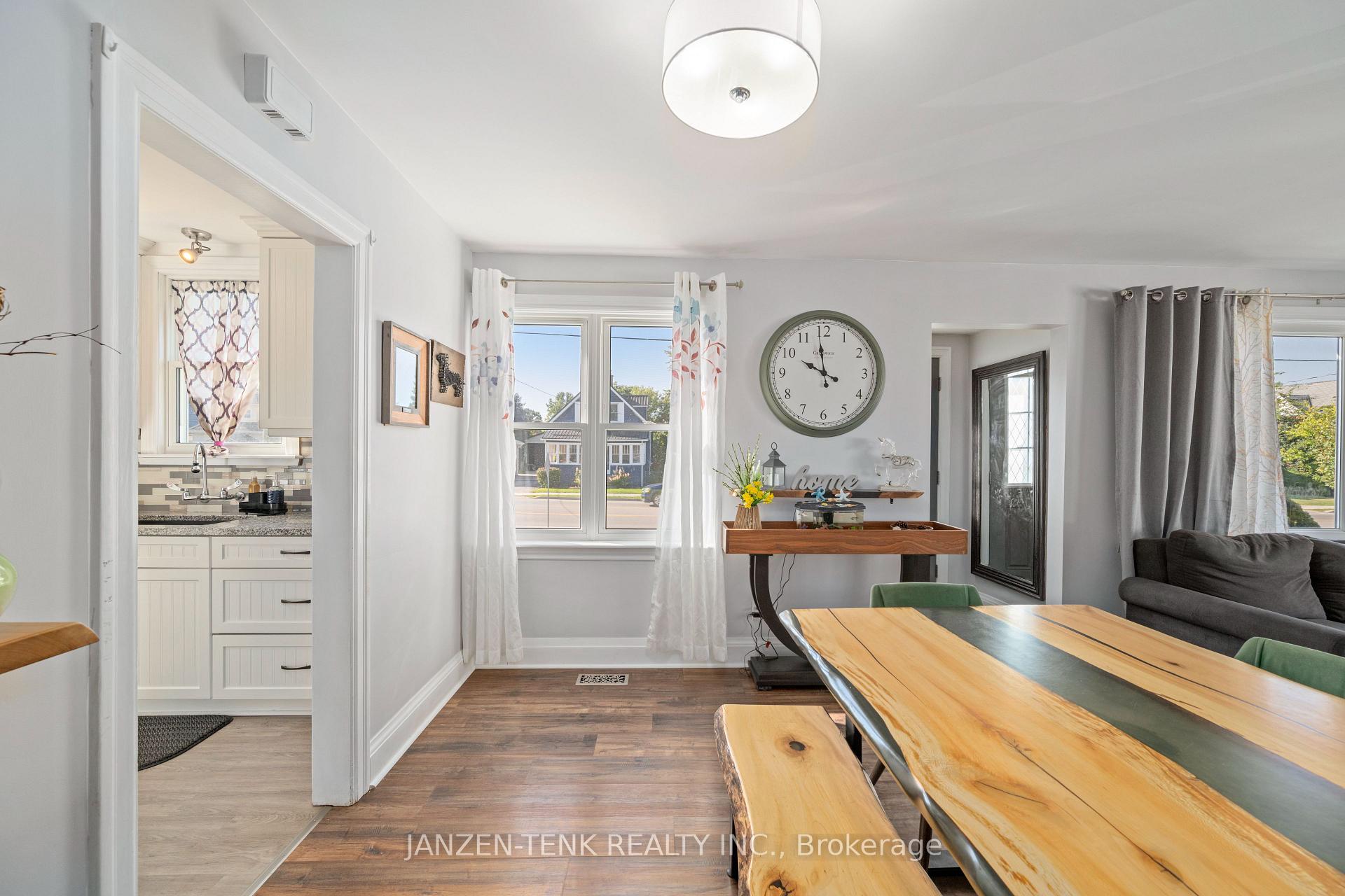 Photo 13 of 154 Elm Street, St. Thomas — HOMEH