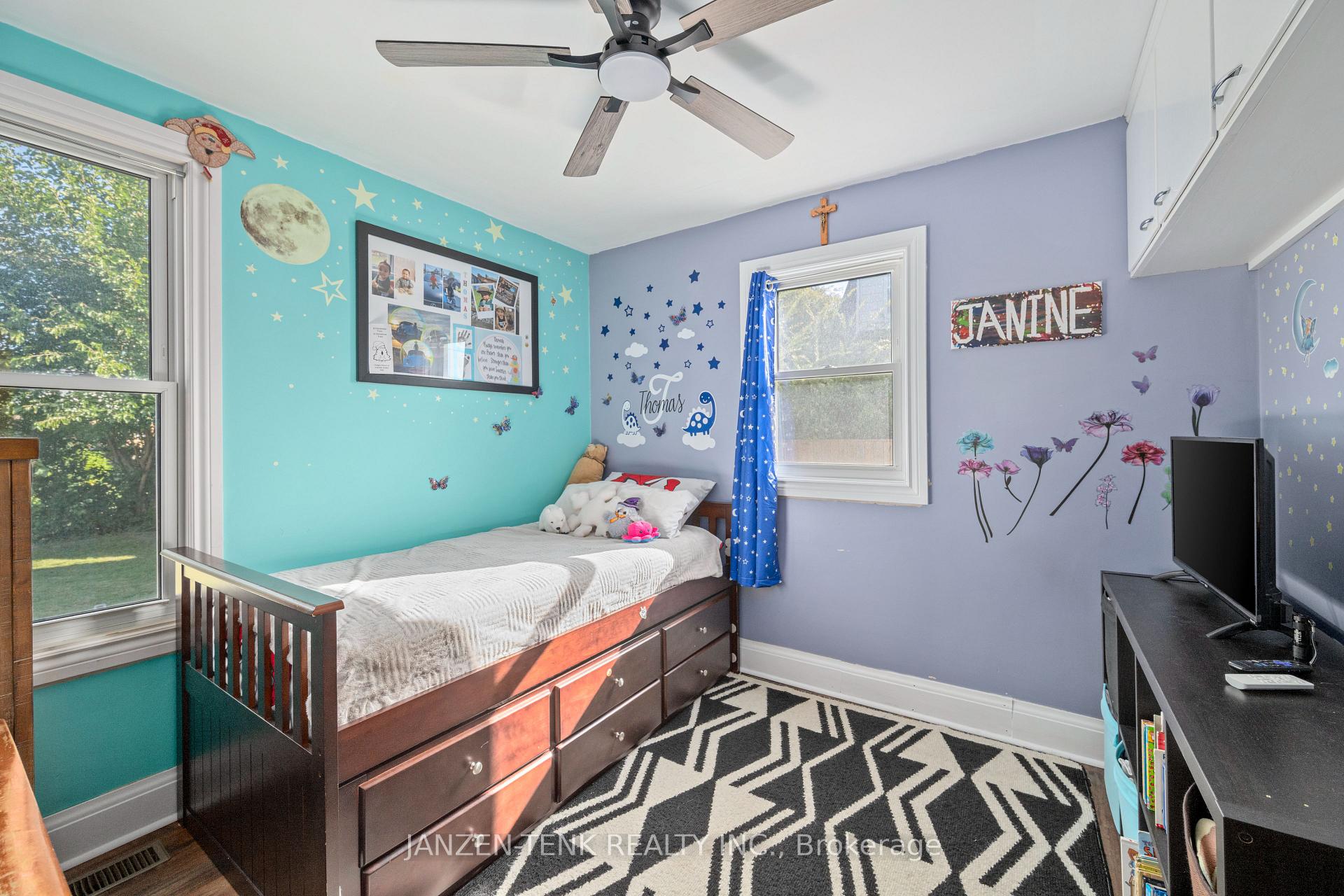 Photo 15 of 154 Elm Street, St. Thomas — HOMEH