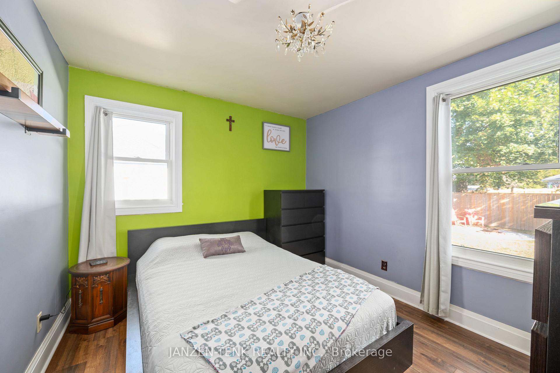 Photo 17 of 154 Elm Street, St. Thomas — HOMEH