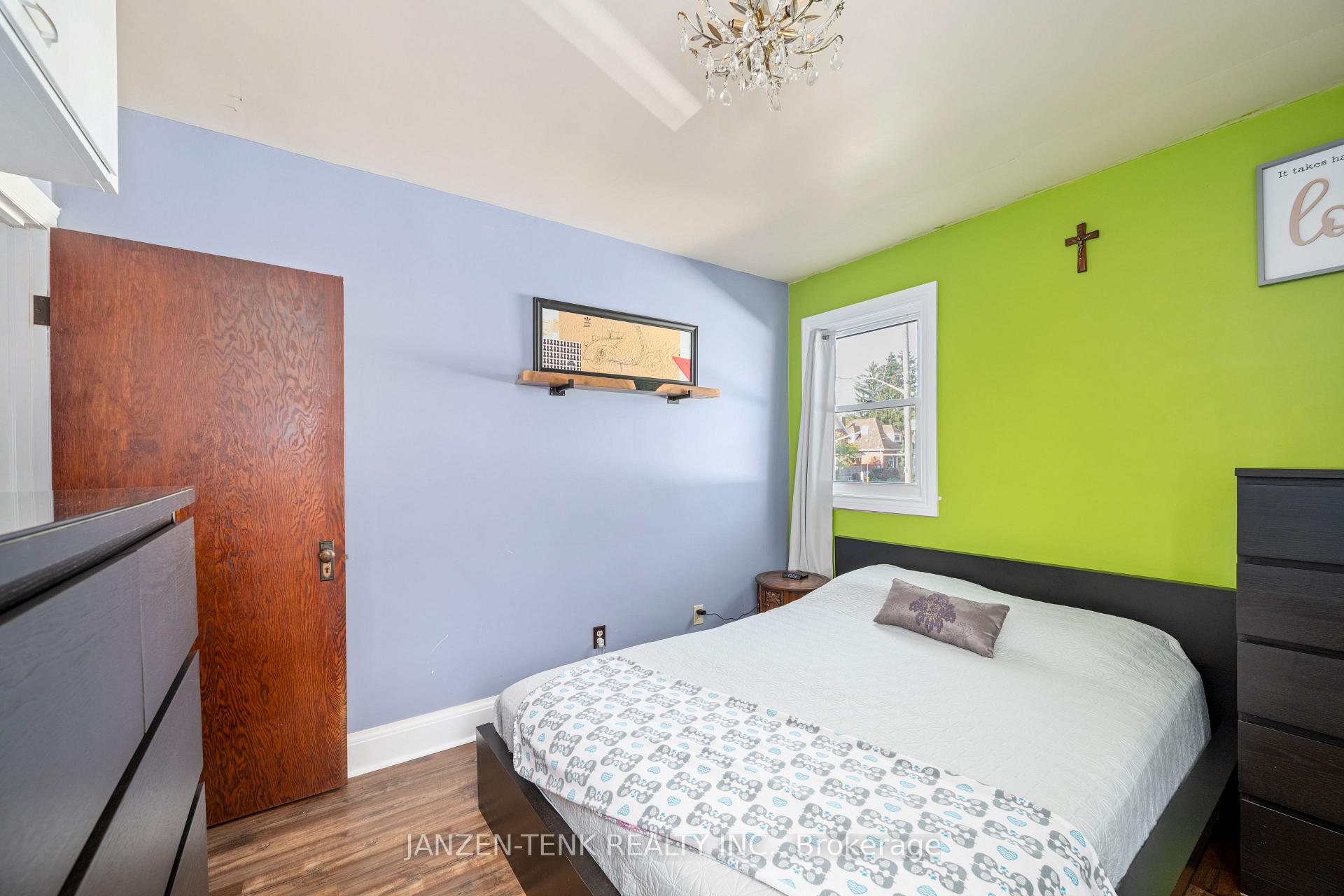 Photo 19 of 154 Elm Street, St. Thomas — HOMEH