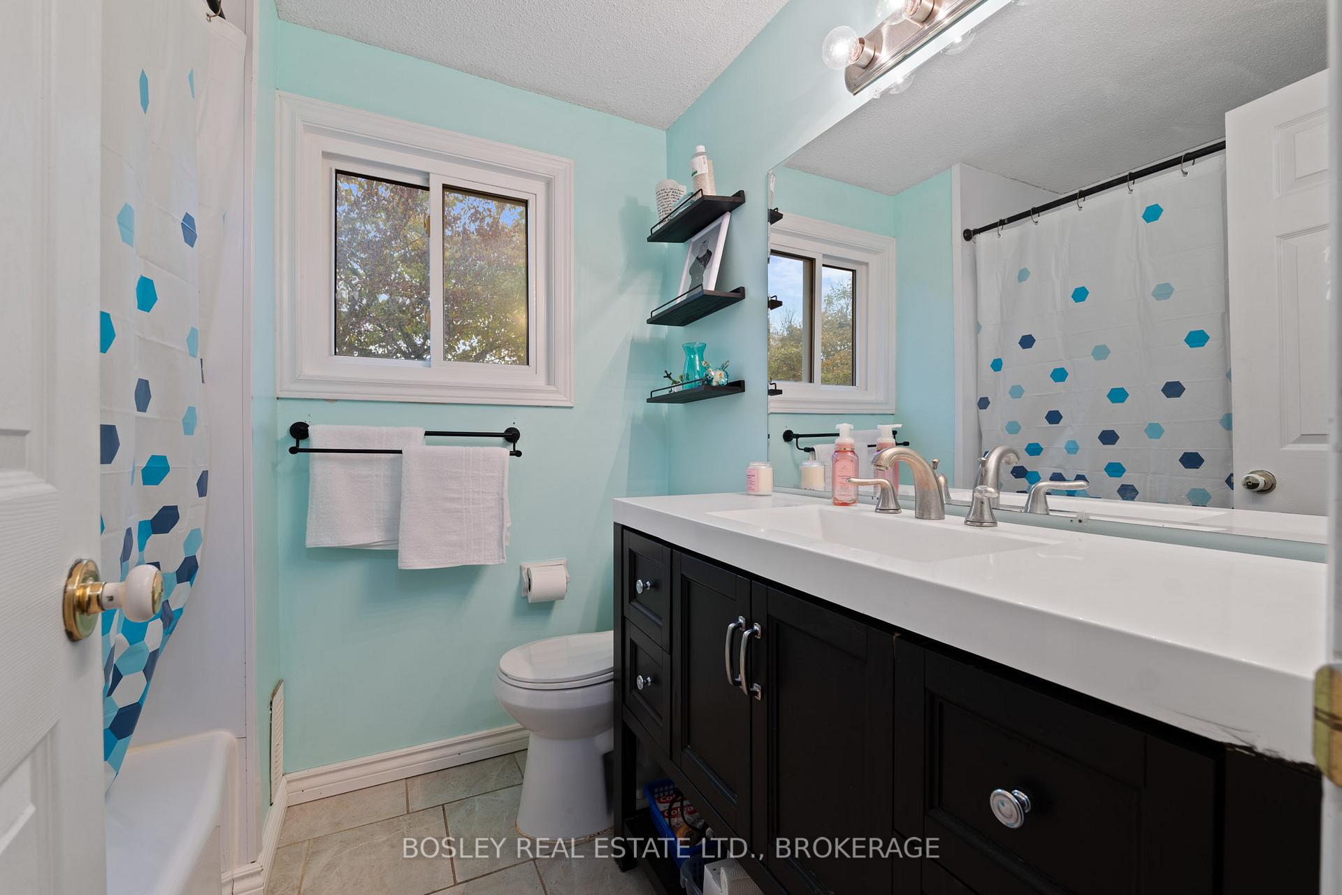 Photo 19 of 26 Allan Drive, St. Catharines, Fairview — HOMEH