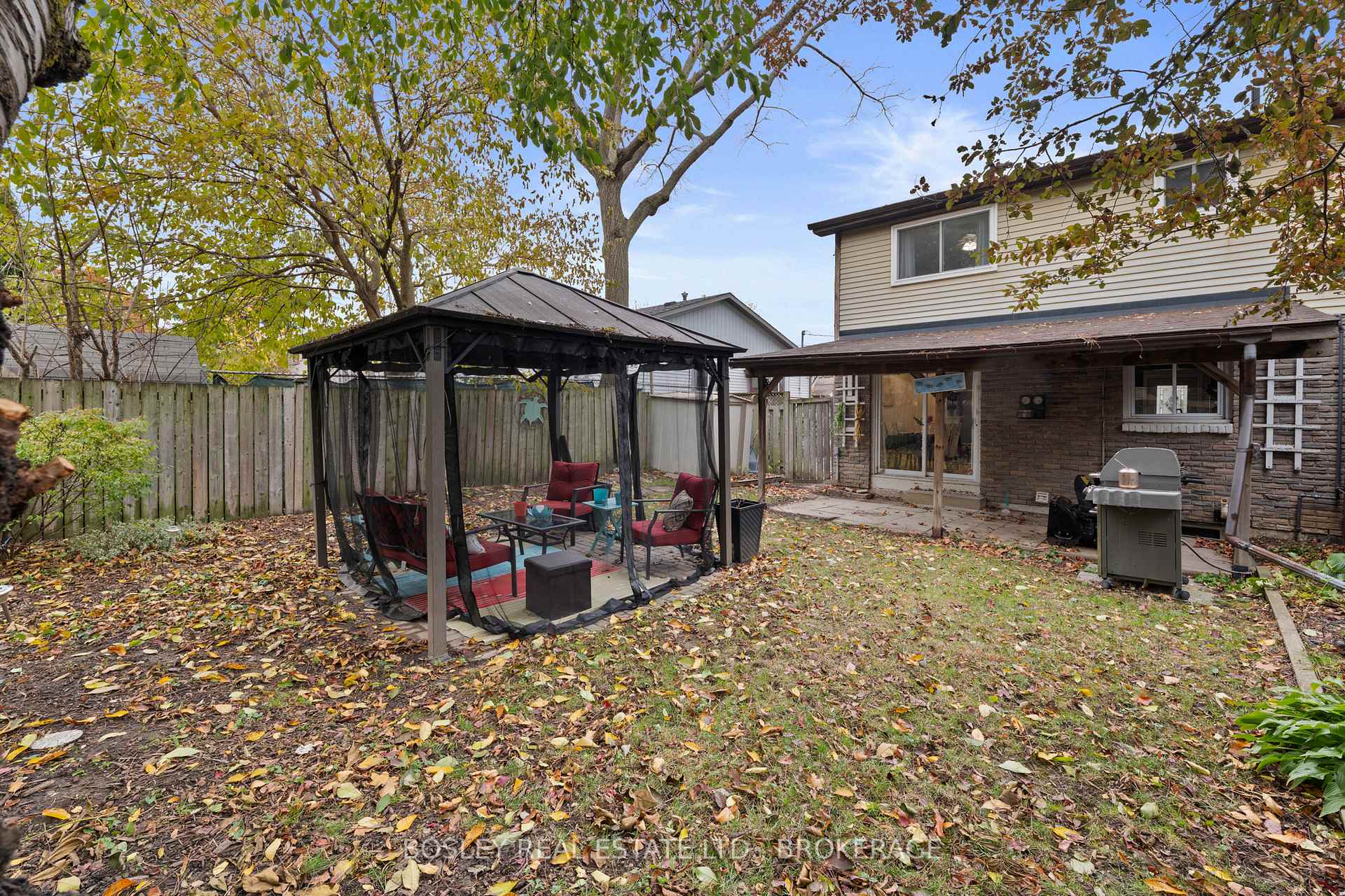 Photo 24 of 26 Allan Drive, St. Catharines, Fairview — HOMEH