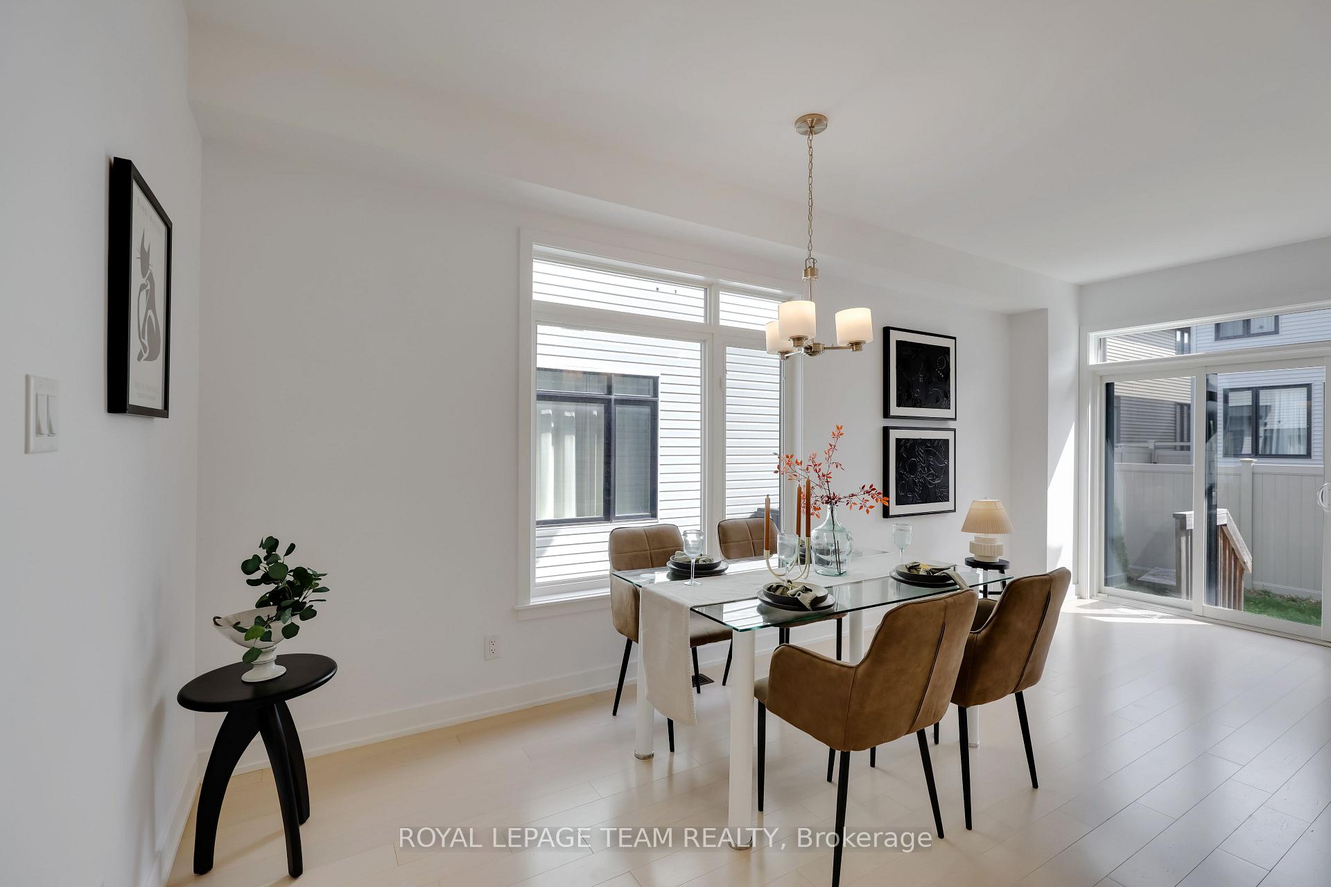 Photo 6 of 856 Clapham Terrace, Ottawa, Stittsville (South) — HOMEH