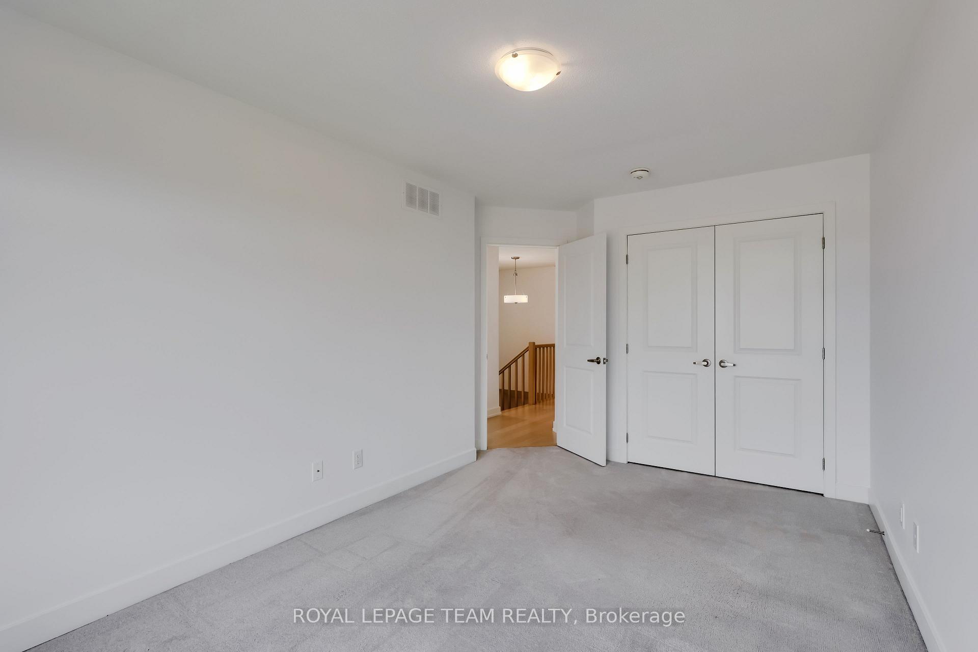Photo 30 of 856 Clapham Terrace, Ottawa, Stittsville (South) — HOMEH