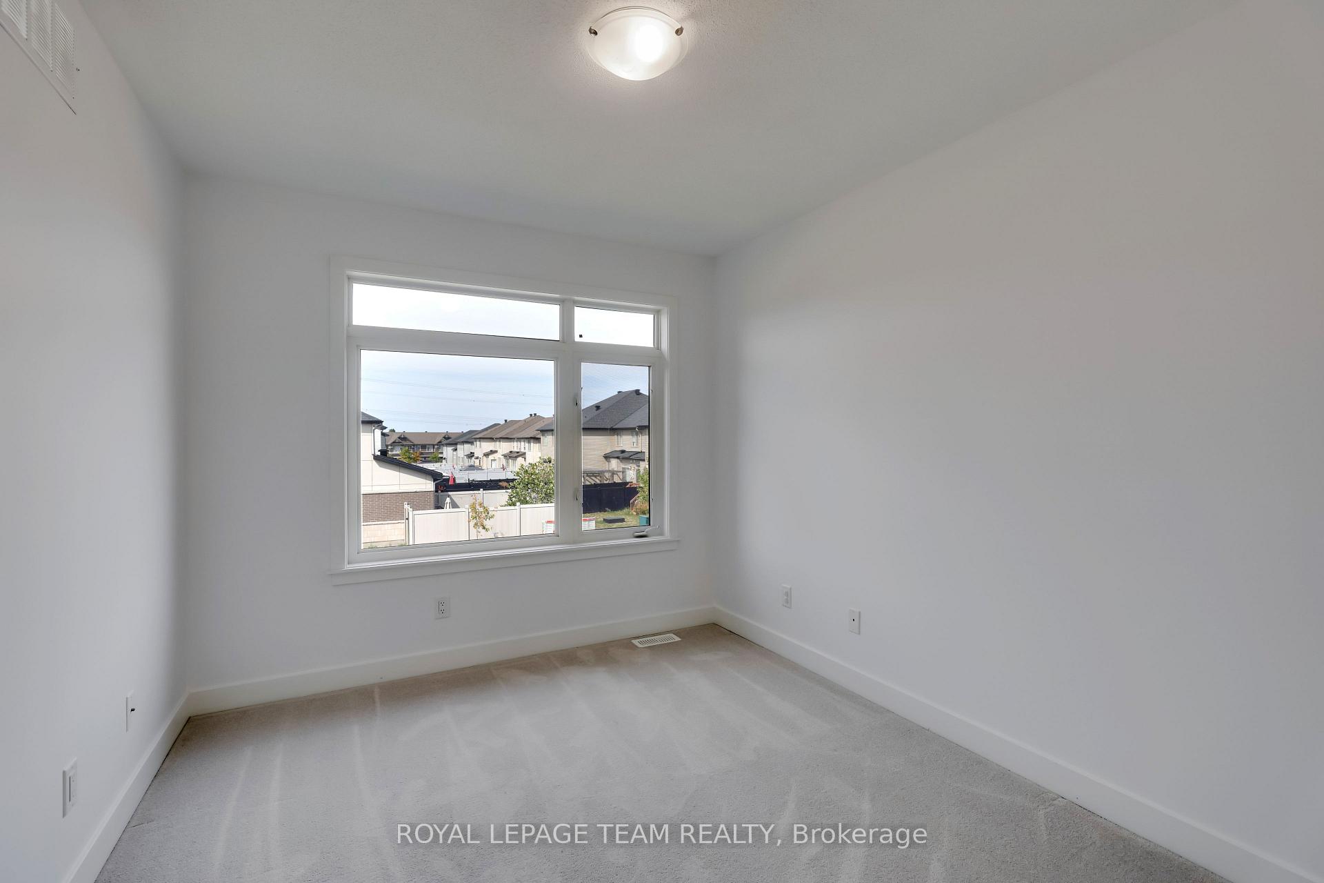 Photo 32 of 856 Clapham Terrace, Ottawa, Stittsville (South) — HOMEH