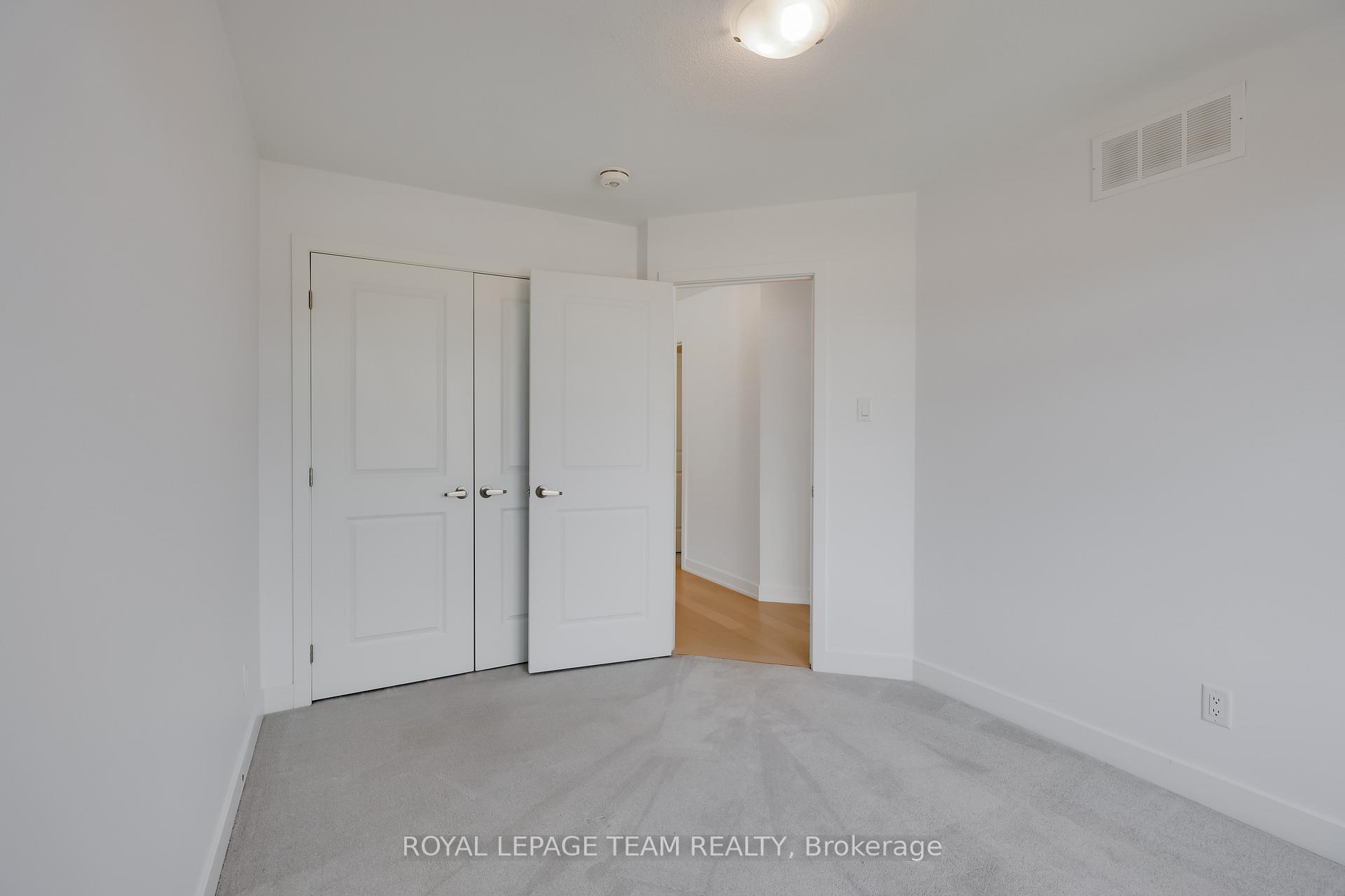 Photo 33 of 856 Clapham Terrace, Ottawa, Stittsville (South) — HOMEH