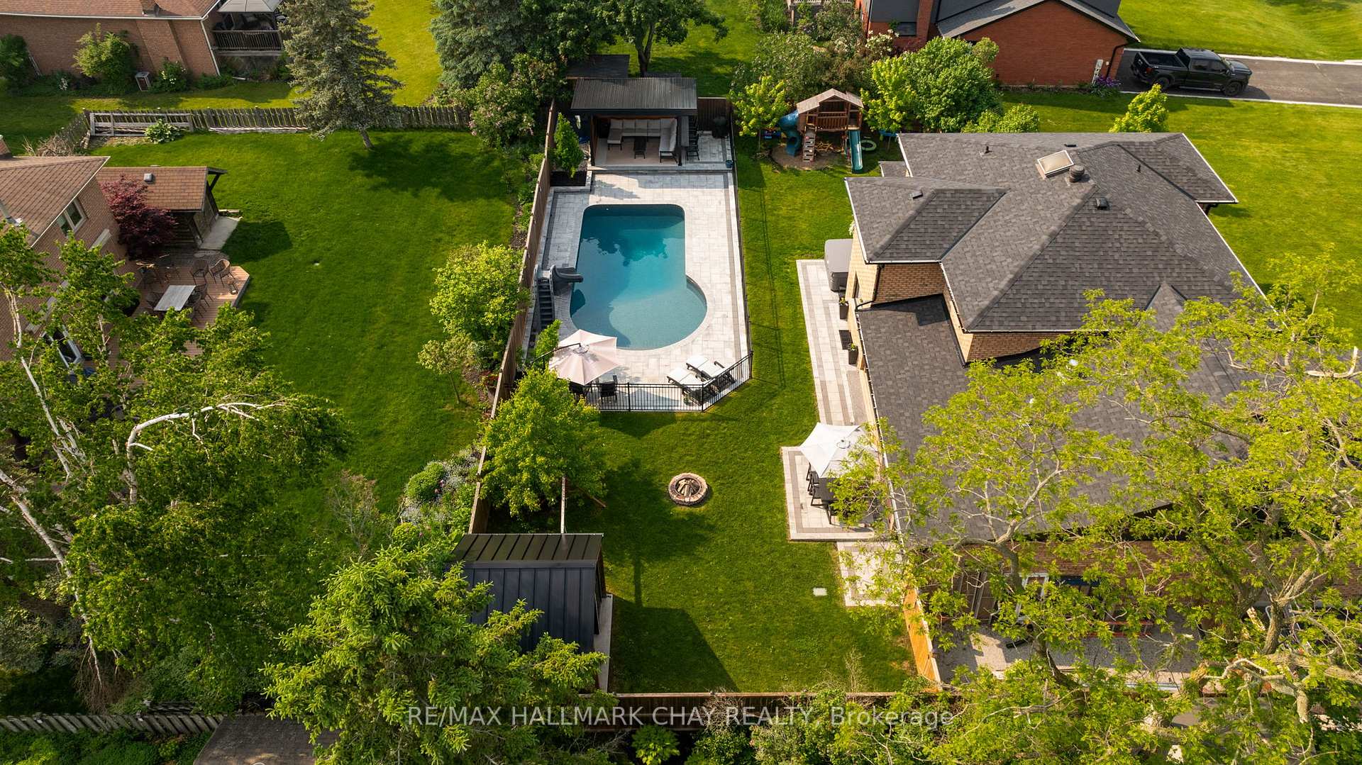 Photo 3 of 5 Lilac Lane, Springwater, Midhurst — HOMEH