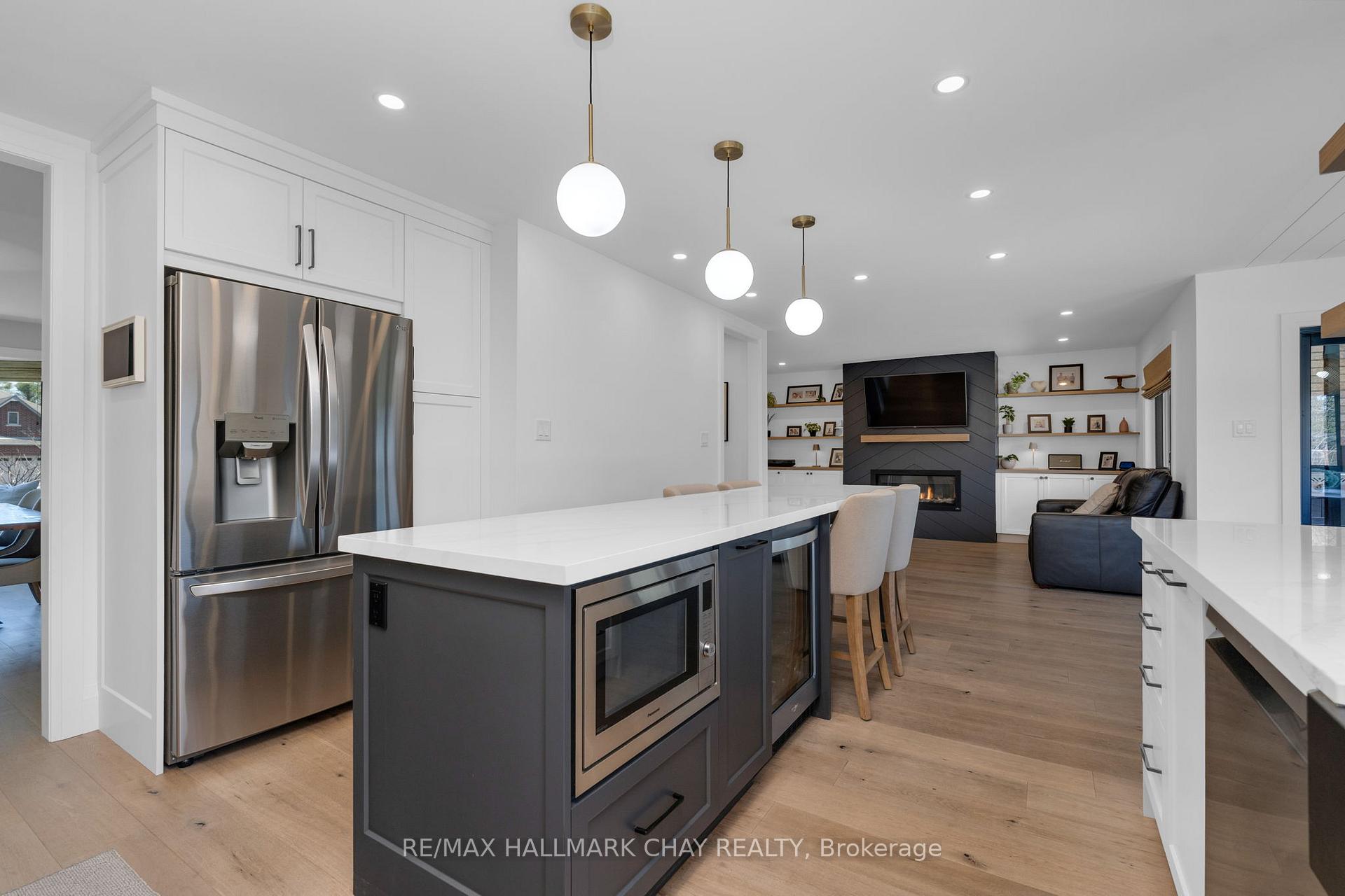 Photo 10 of 5 Lilac Lane, Springwater, Midhurst — HOMEH