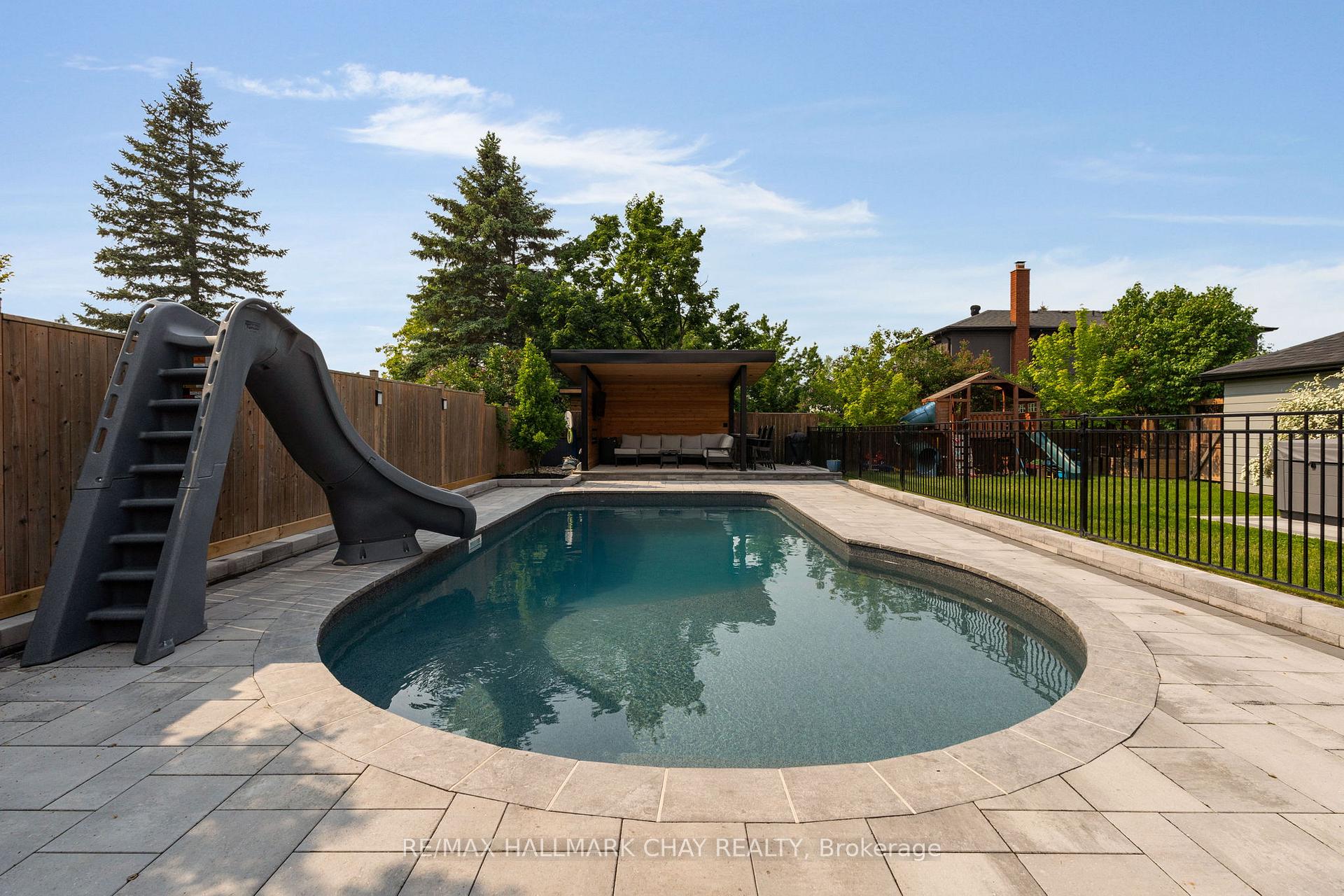 Photo 43 of 5 Lilac Lane, Springwater, Midhurst — HOMEH