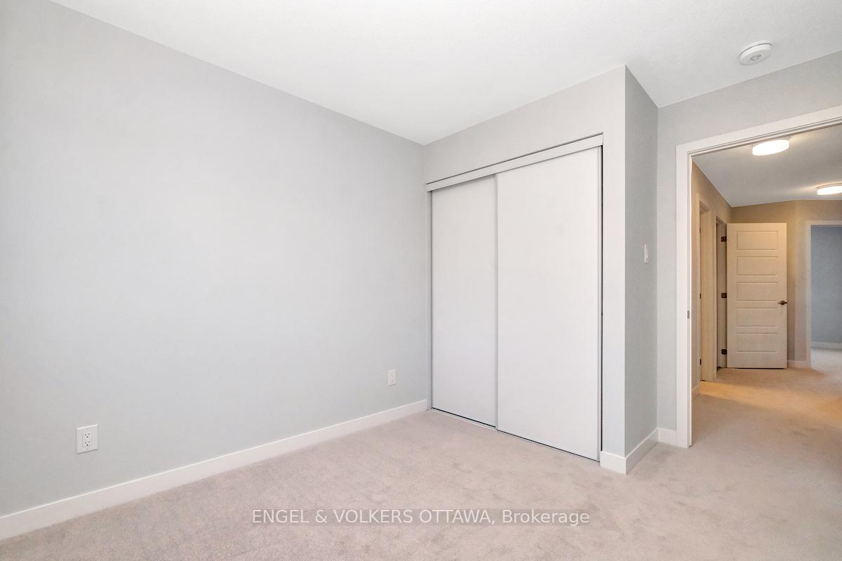 Photo 14 of 371 Crossway Terrace, Ottawa, Stittsville (North) — HOMEH