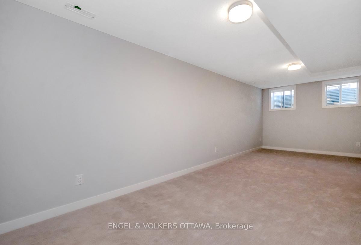 Photo 20 of 371 Crossway Terrace, Ottawa, Stittsville (North) — HOMEH