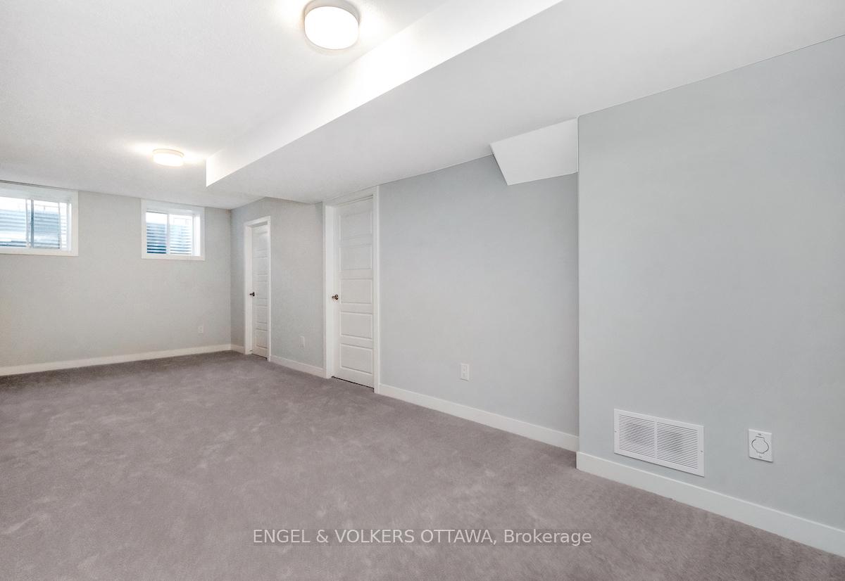 Photo 22 of 371 Crossway Terrace, Ottawa, Stittsville (North) — HOMEH