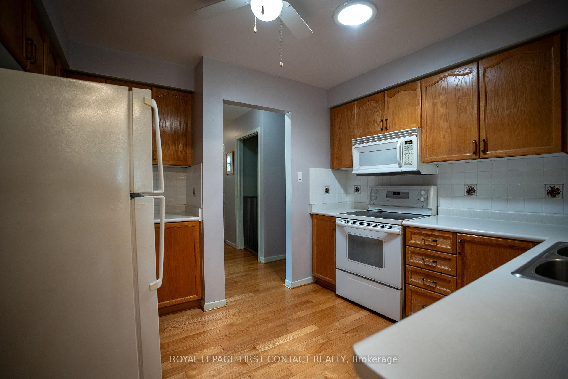 Photo 6 of 11 Ritchie Crescent, Springwater, Elmvale — HOMEH
