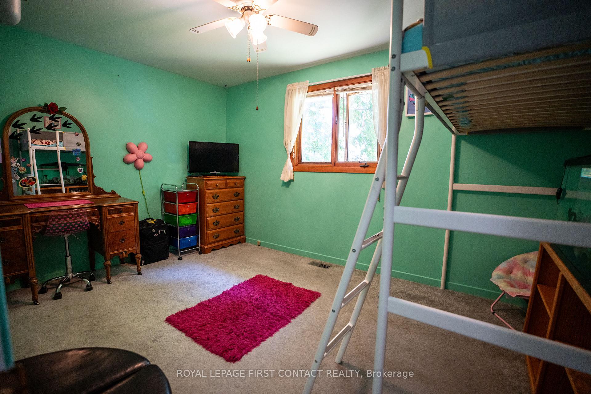 Photo 11 of 11 Ritchie Crescent, Springwater, Elmvale — HOMEH