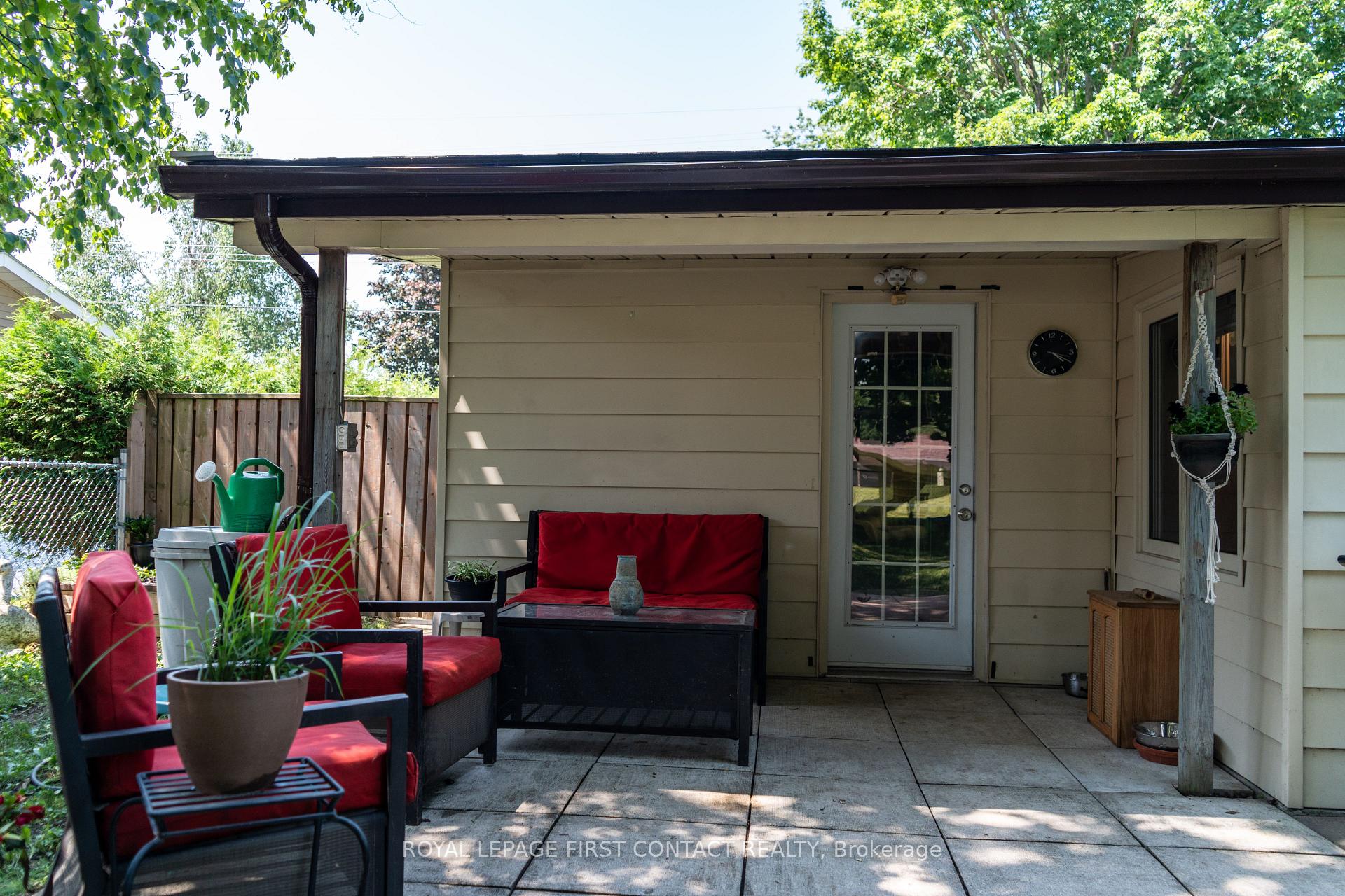 Photo 18 of 11 Ritchie Crescent, Springwater, Elmvale — HOMEH