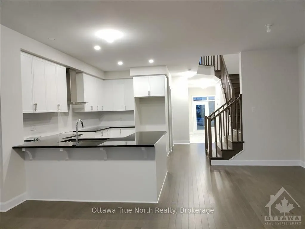 Photo 4 of 779 Maverick Crescent, Ottawa, Remainder of Stittsville & Area — HOMEH