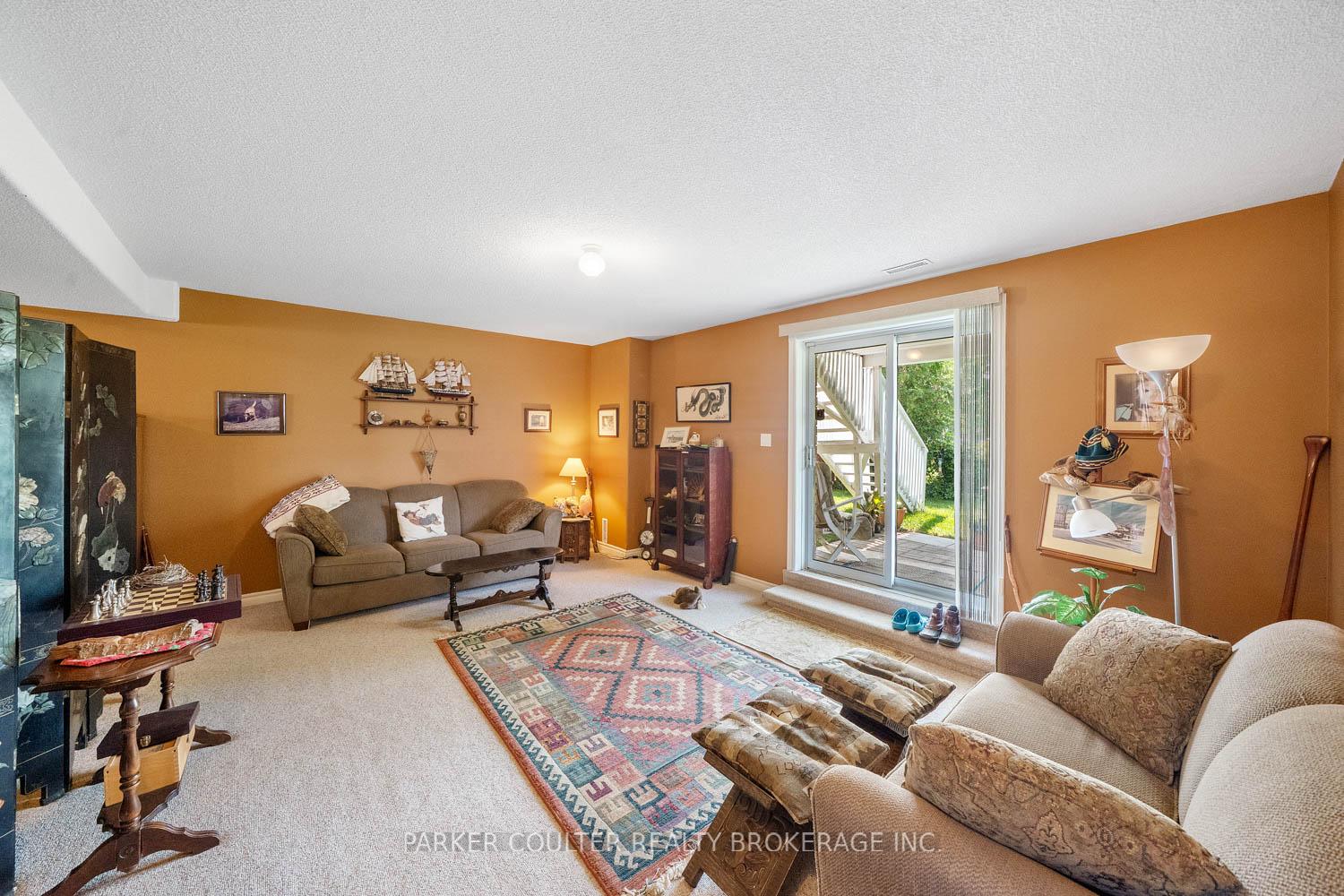 Photo 21 of 32 Ritchie Crescent, Springwater, Elmvale — HOMEH