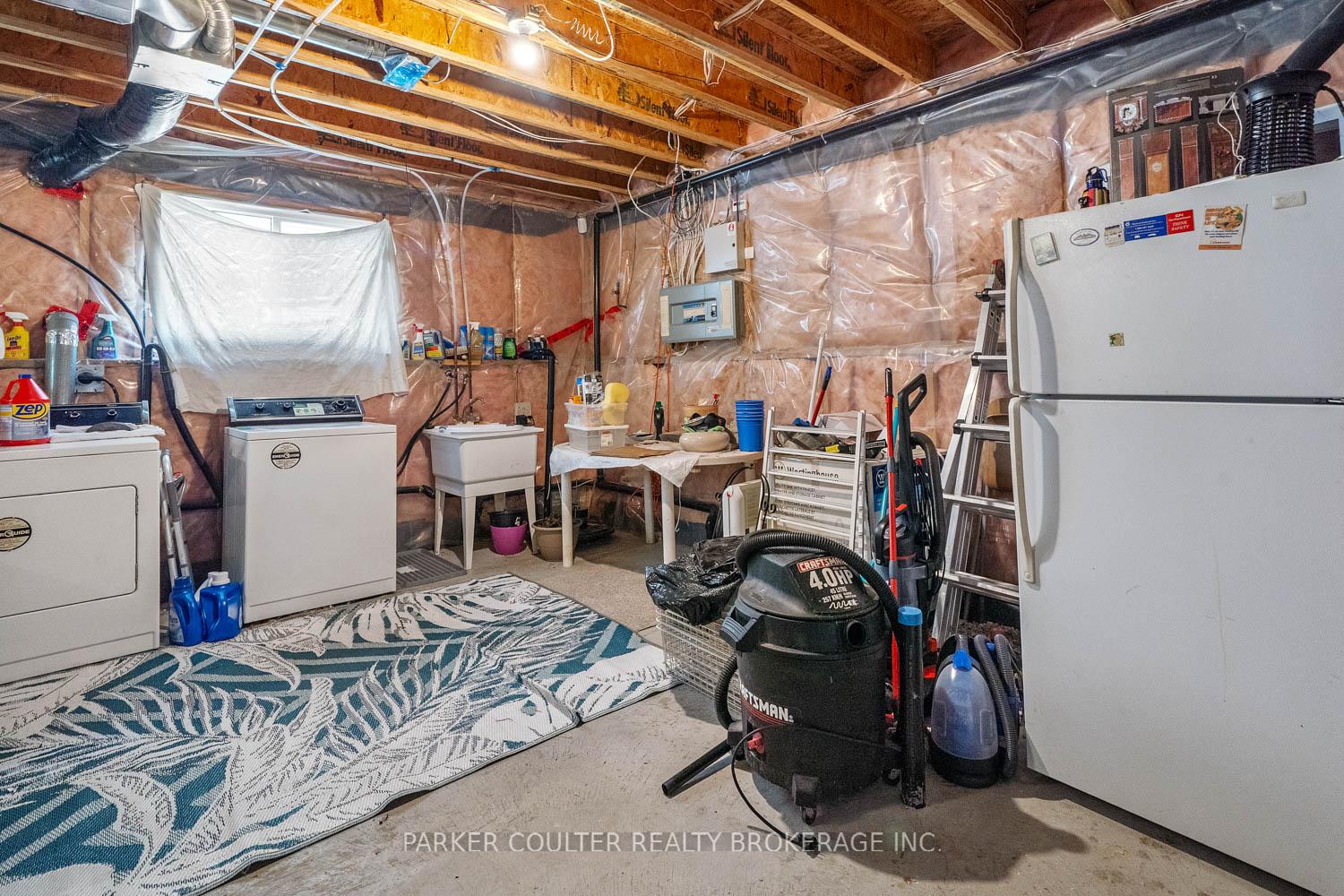 Photo 27 of 32 Ritchie Crescent, Springwater, Elmvale — HOMEH