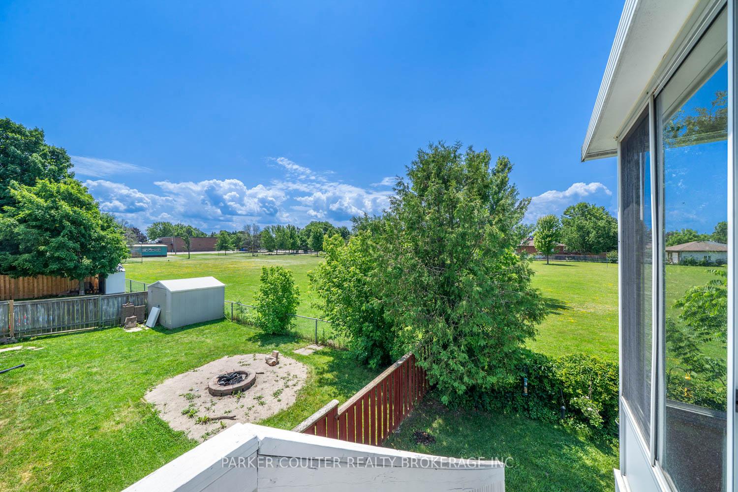 Photo 31 of 32 Ritchie Crescent, Springwater, Elmvale — HOMEH