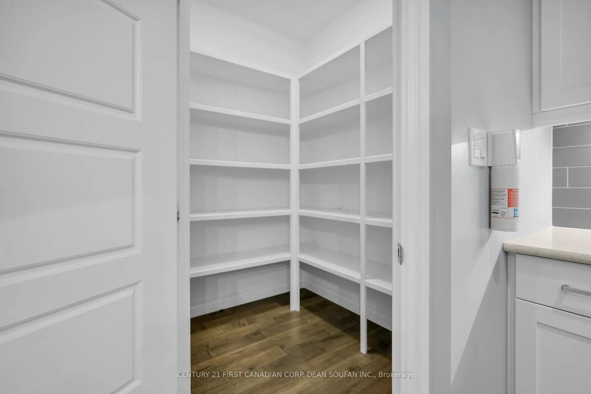 Photo 14 of 25 Birchall Lane, St. Thomas — HOMEH