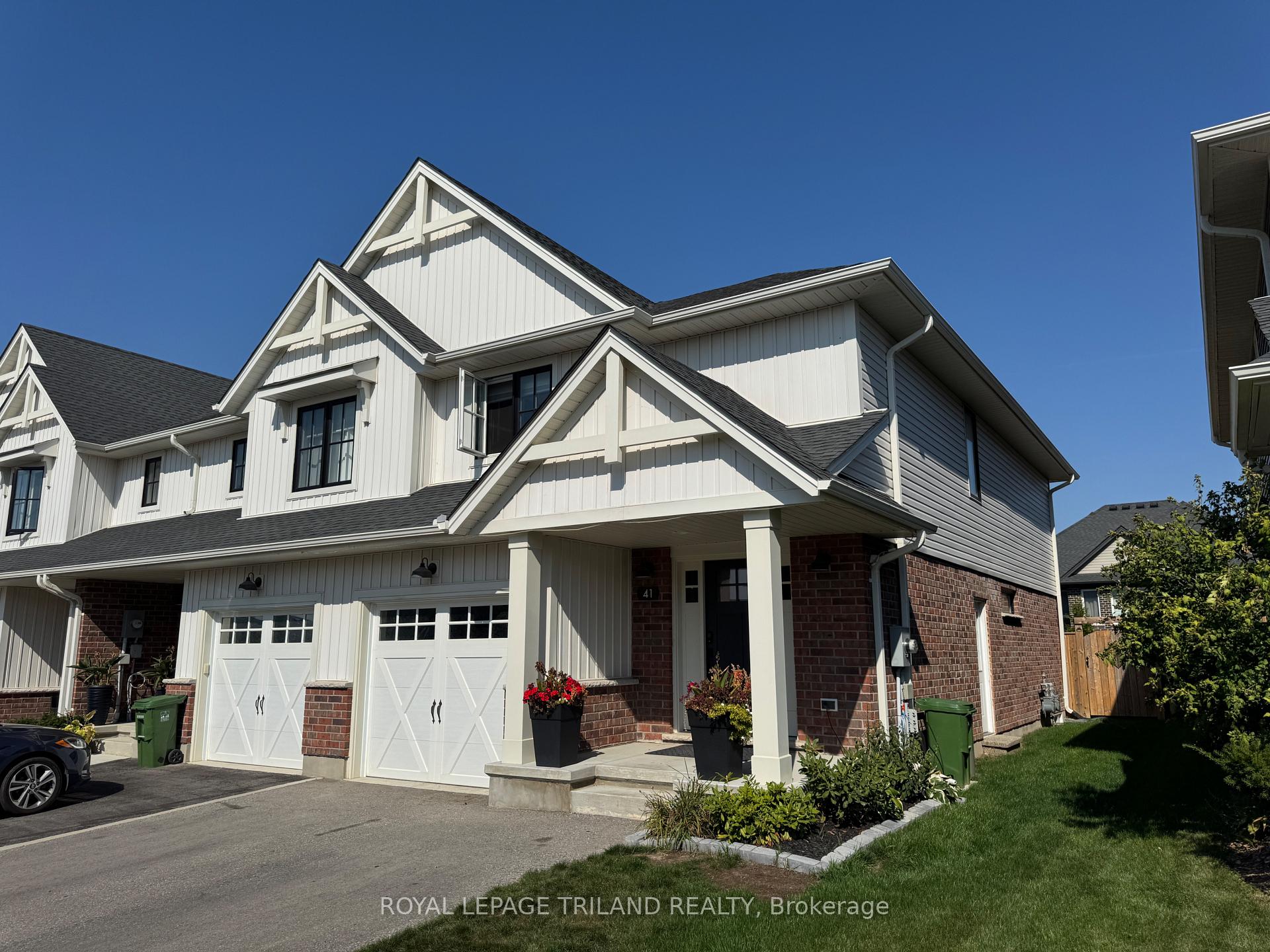 Photo 1 of Unit UPPER, 41 Cortland Terrace, St. Thomas — HOMEH