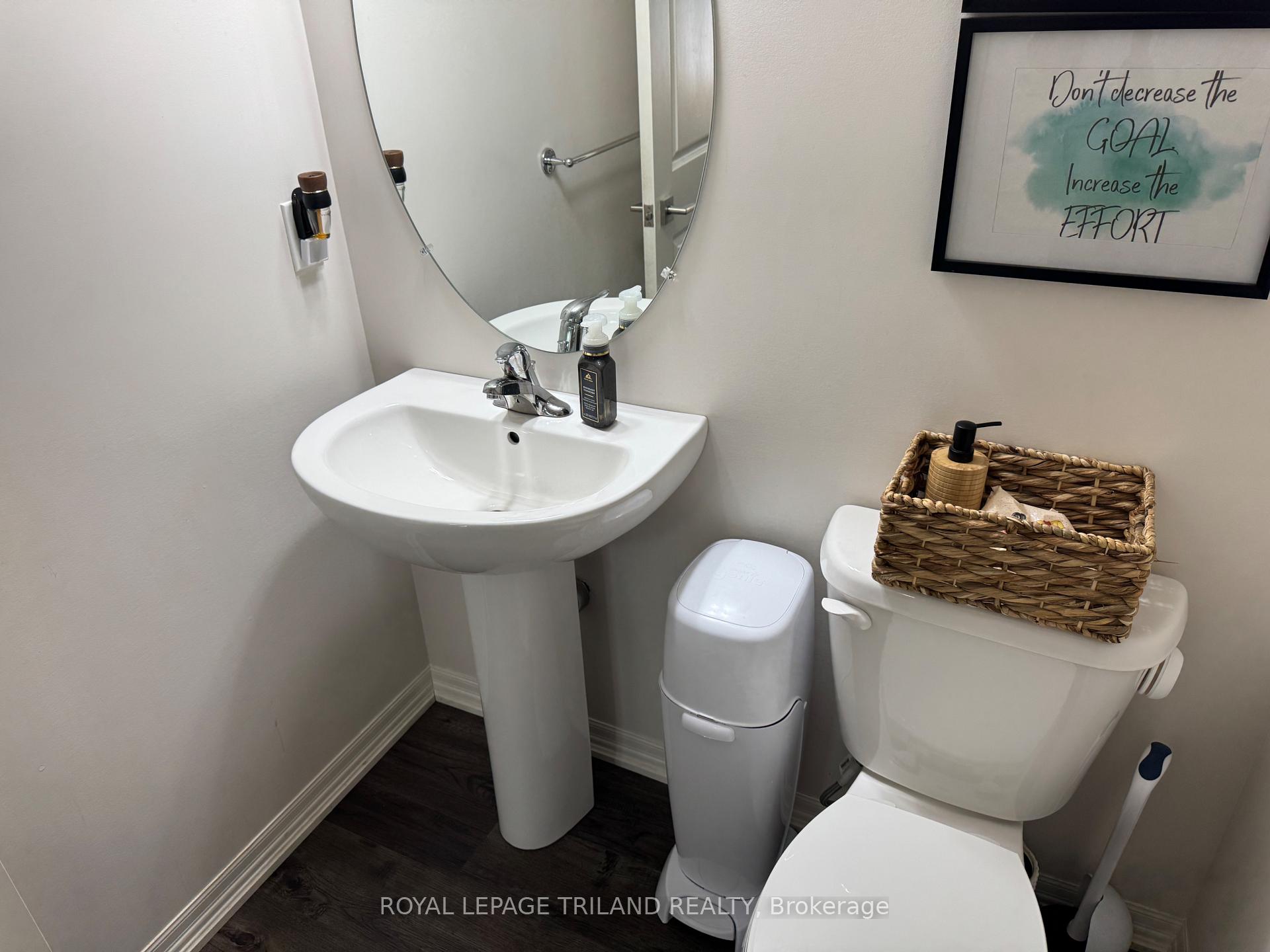 Photo 5 of Unit UPPER, 41 Cortland Terrace, St. Thomas — HOMEH