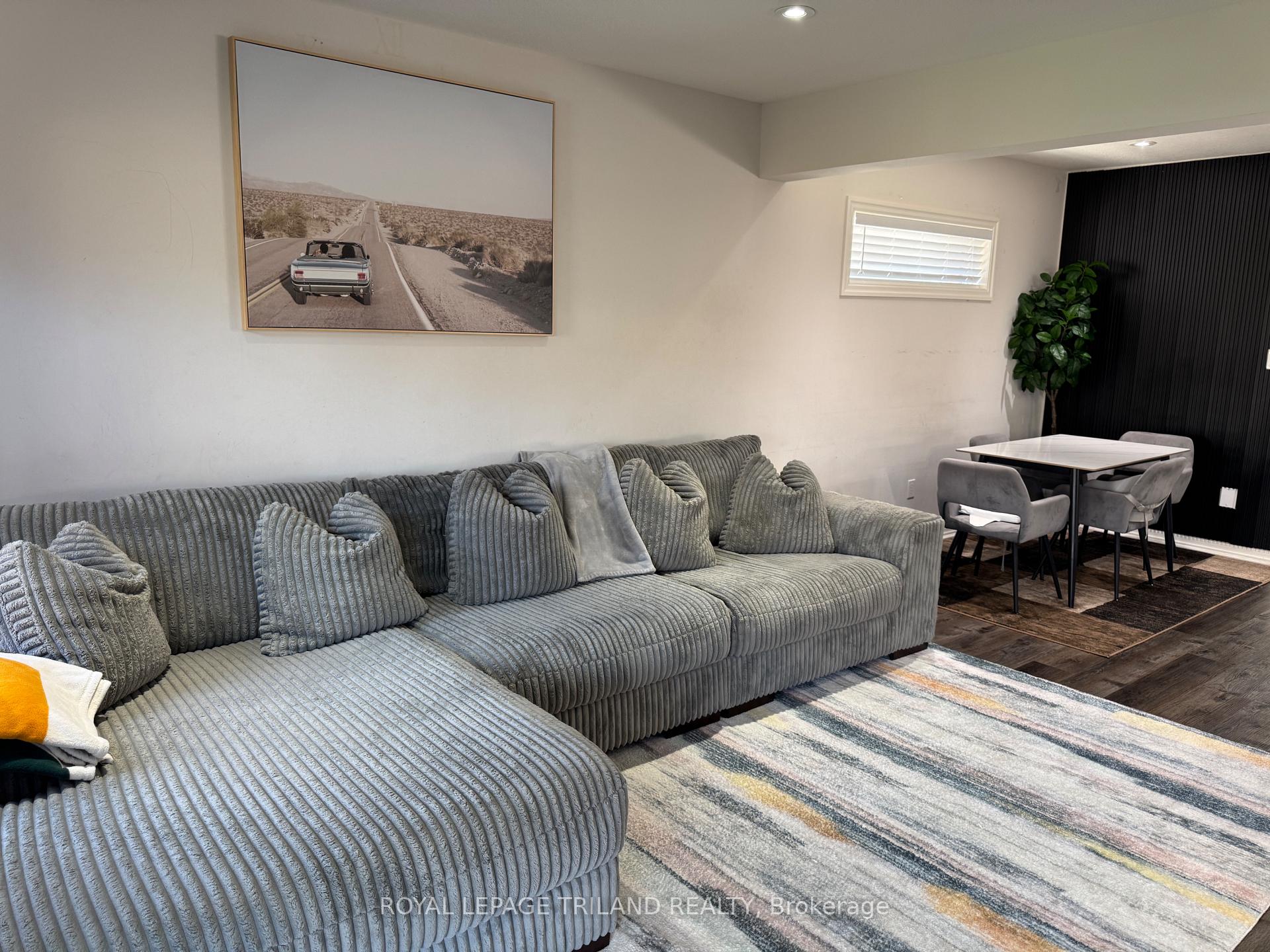 Photo 10 of Unit UPPER, 41 Cortland Terrace, St. Thomas — HOMEH