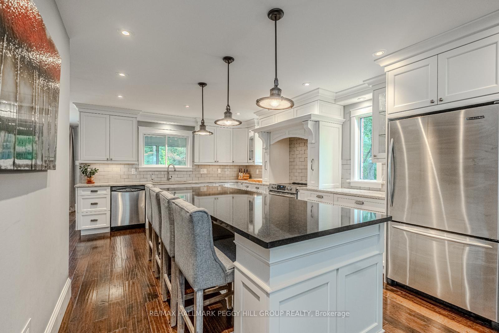 Photo 2 of 26 Lilac Lane, Springwater, Midhurst — HOMEH