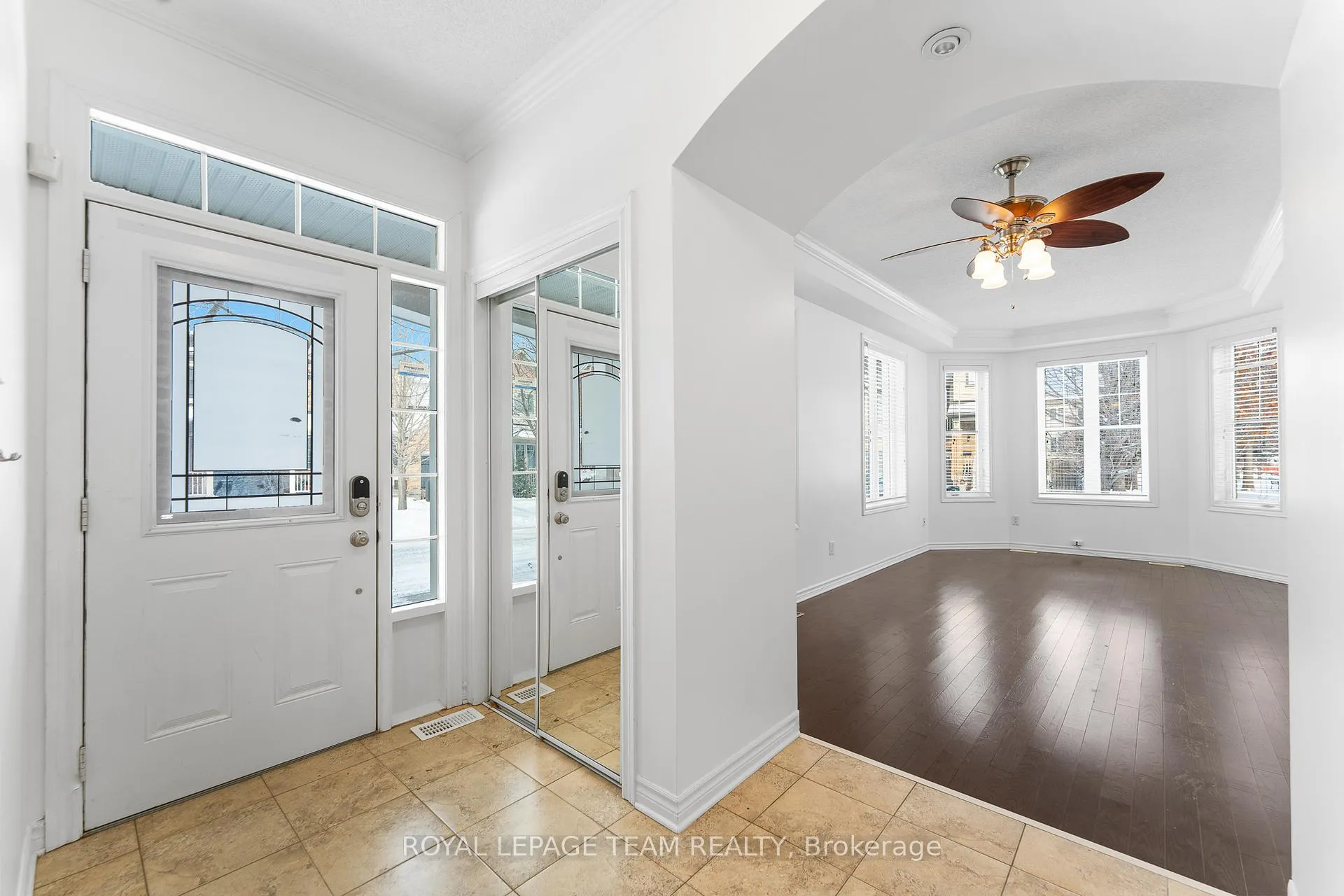 Photo 7 of 221 Kohilo Crescent, Ottawa, Stittsville (North) — HOMEH