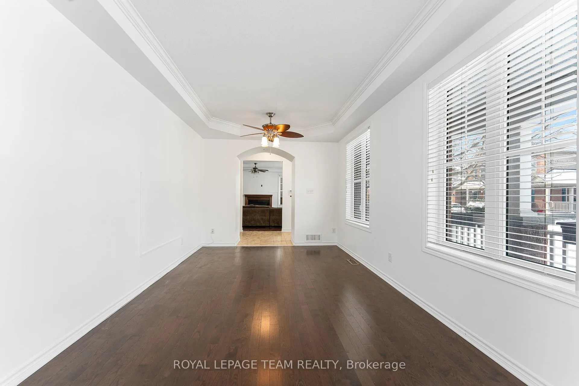Photo 10 of 221 Kohilo Crescent, Ottawa, Stittsville (North) — HOMEH