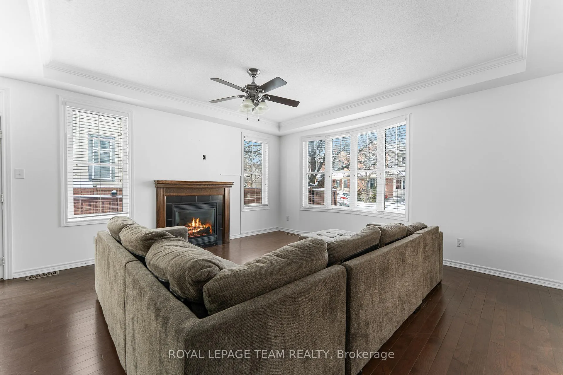 Photo 12 of 221 Kohilo Crescent, Ottawa, Stittsville (North) — HOMEH