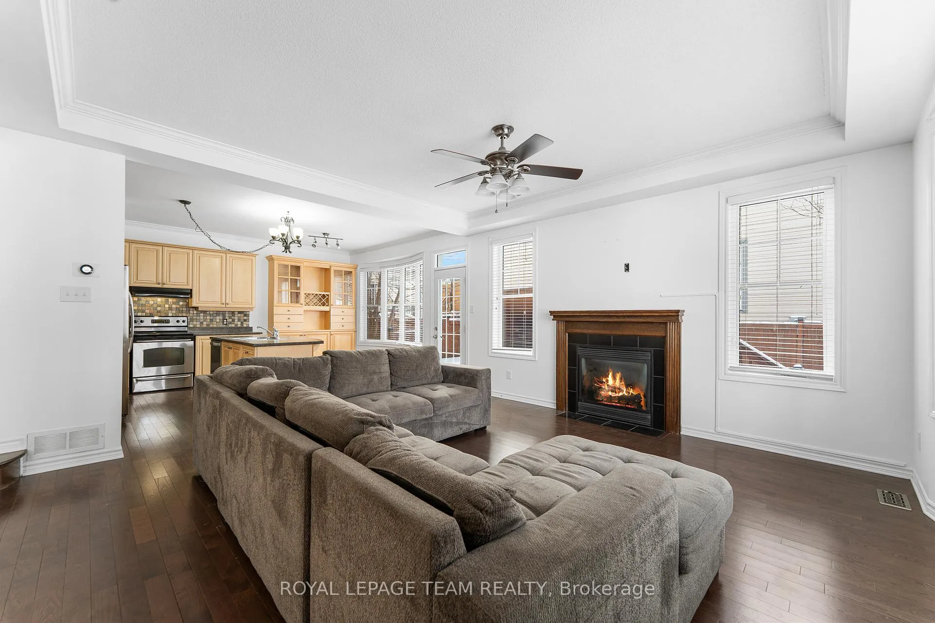 Photo 13 of 221 Kohilo Crescent, Ottawa, Stittsville (North) — HOMEH