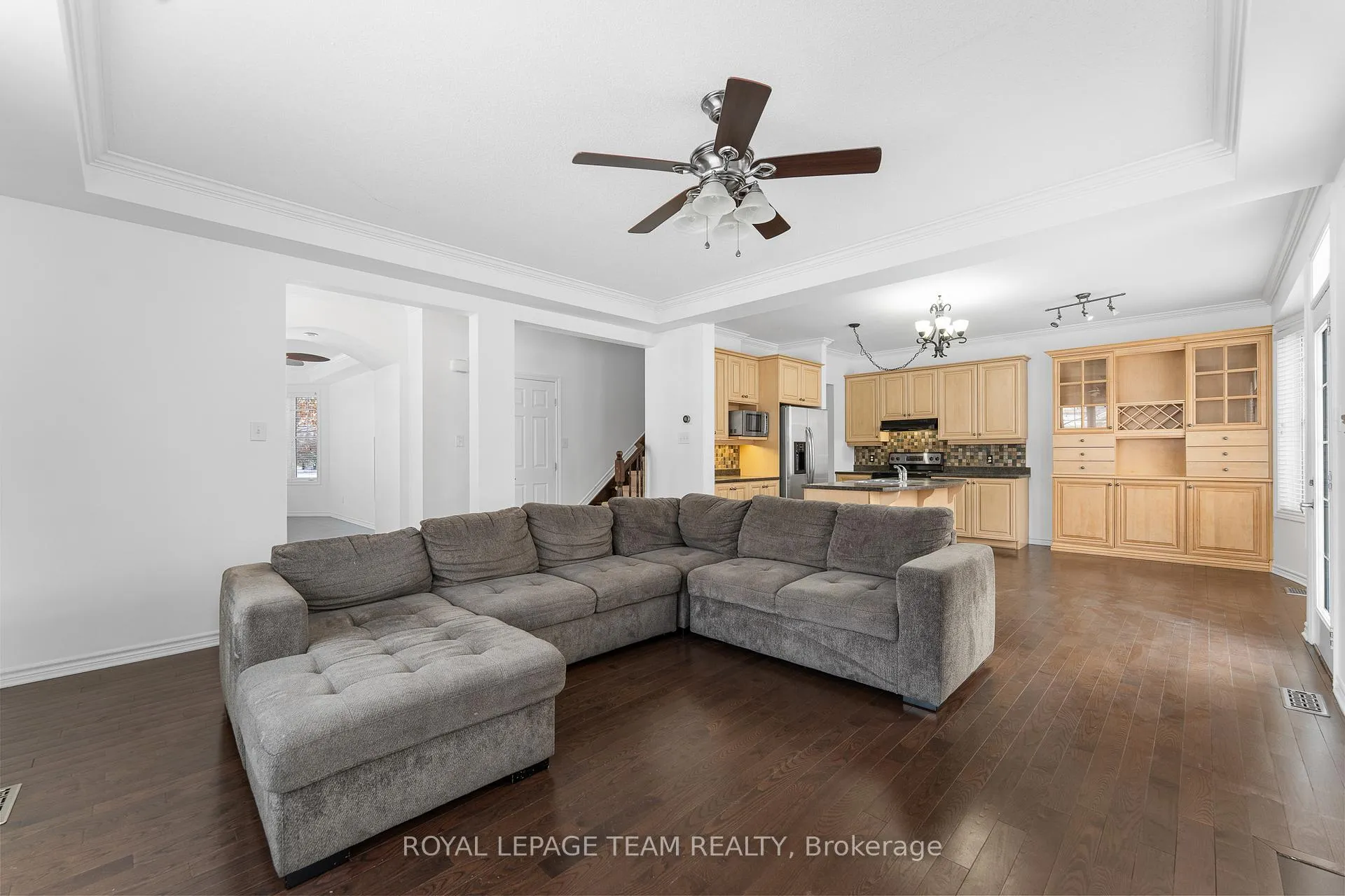 Photo 14 of 221 Kohilo Crescent, Ottawa, Stittsville (North) — HOMEH