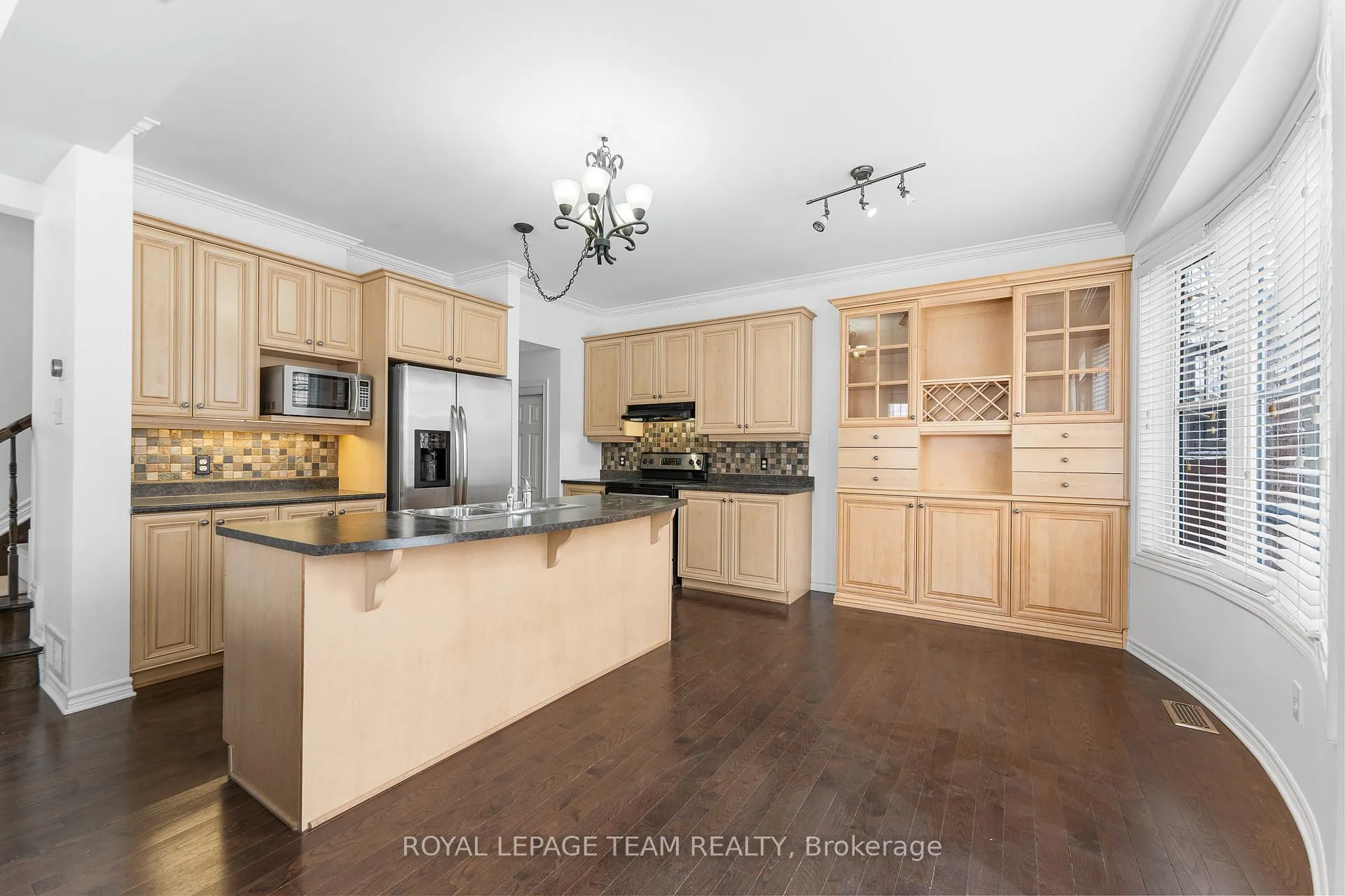 Photo 16 of 221 Kohilo Crescent, Ottawa, Stittsville (North) — HOMEH