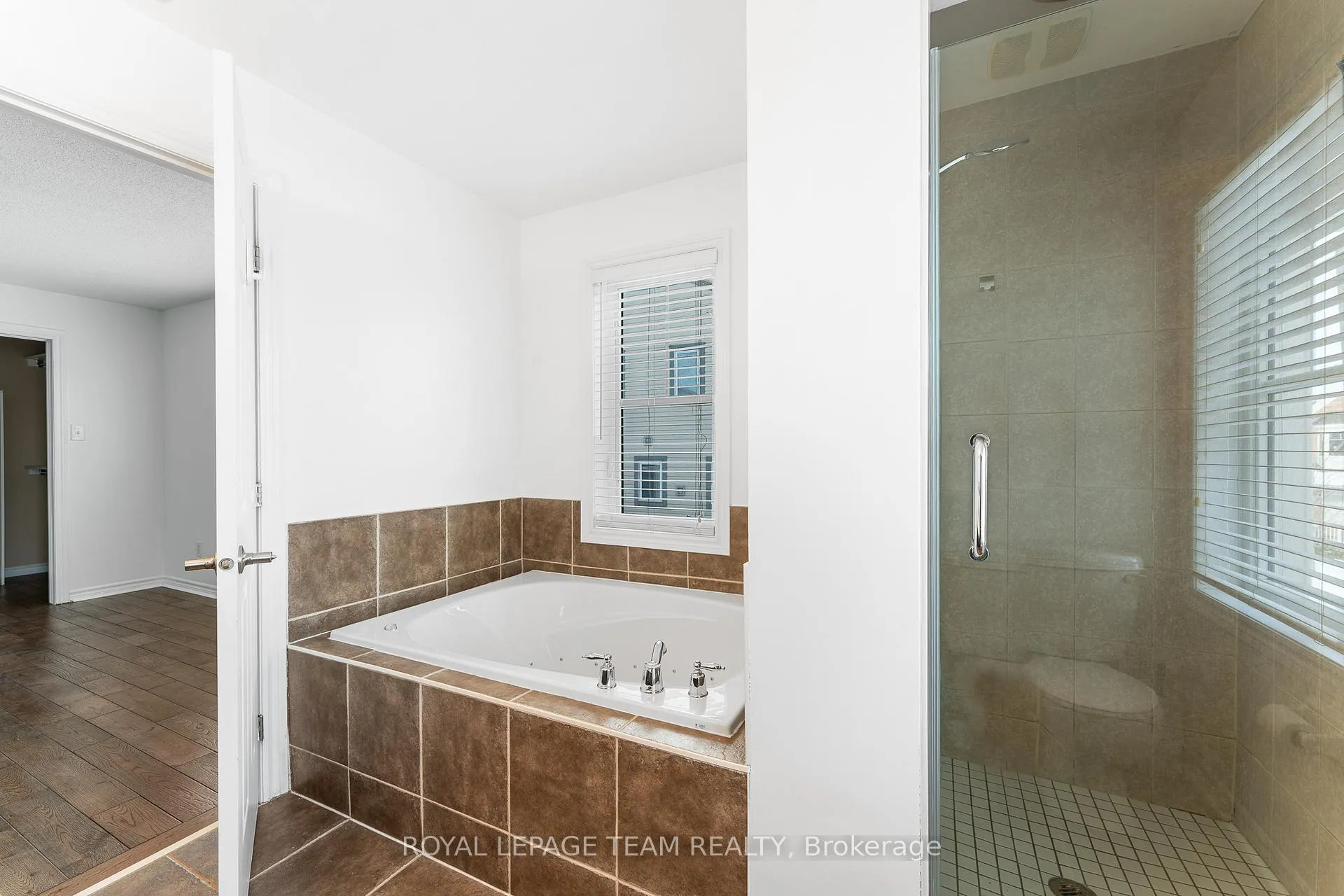 Photo 31 of 221 Kohilo Crescent, Ottawa, Stittsville (North) — HOMEH