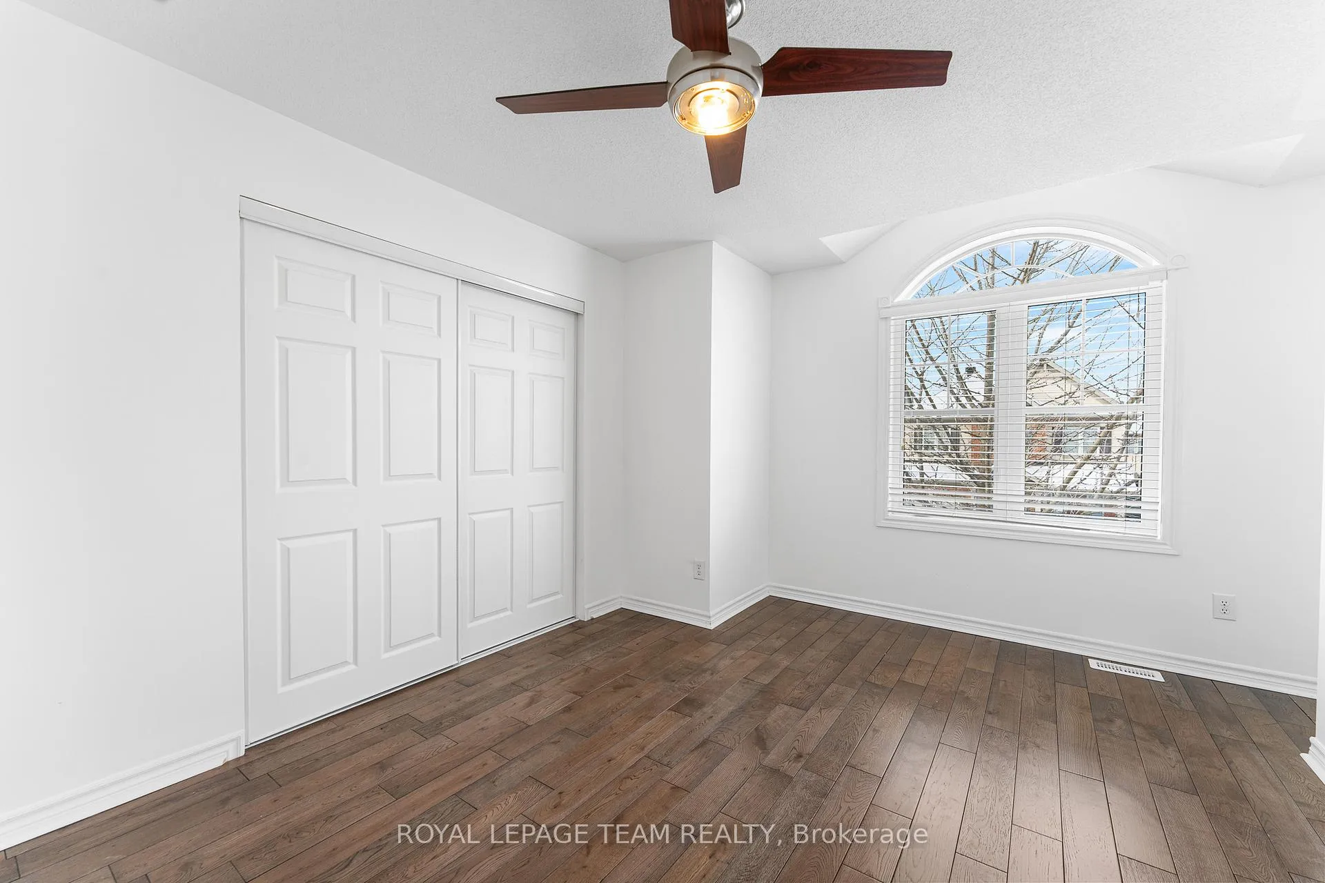 Photo 32 of 221 Kohilo Crescent, Ottawa, Stittsville (North) — HOMEH