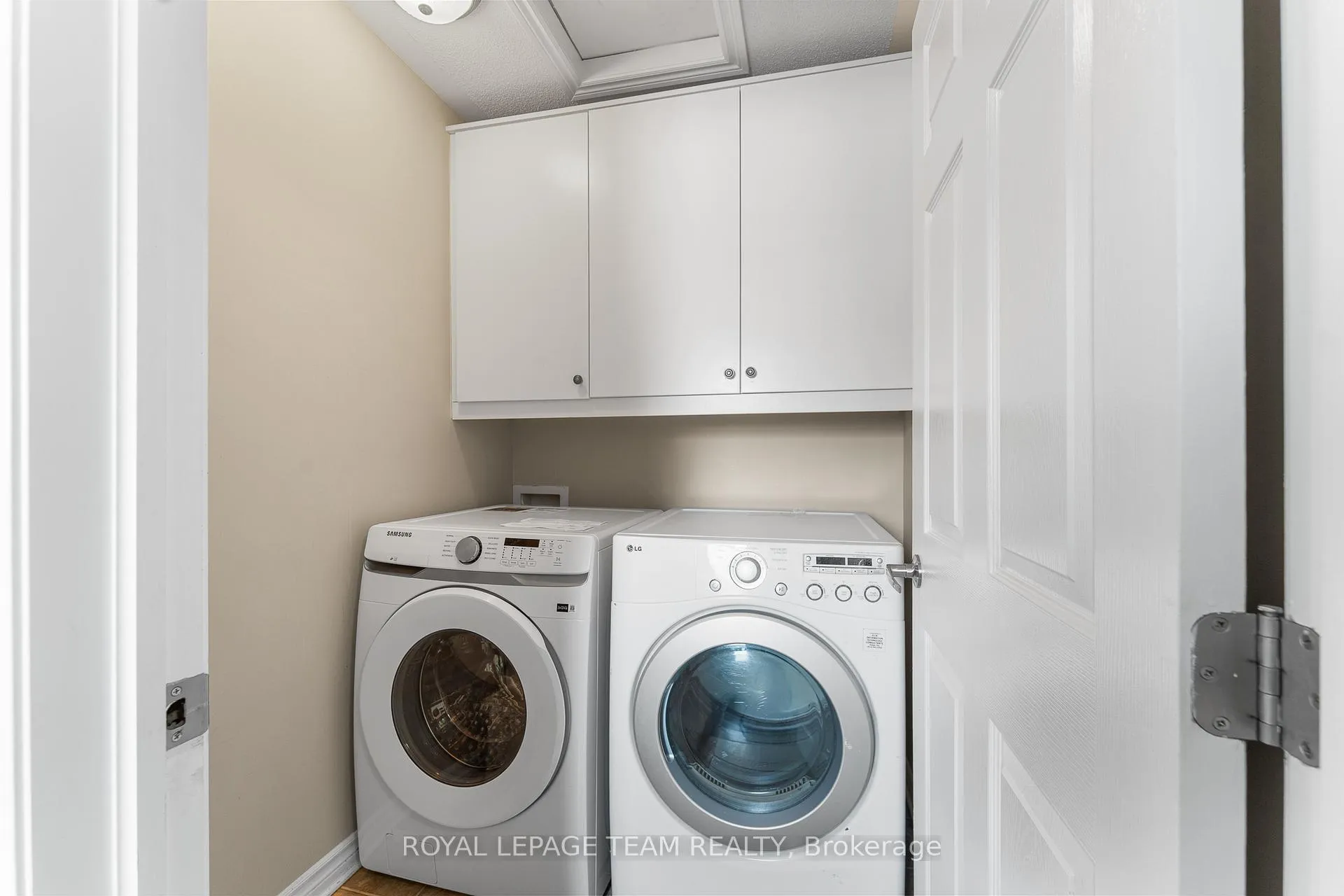 Photo 39 of 221 Kohilo Crescent, Ottawa, Stittsville (North) — HOMEH