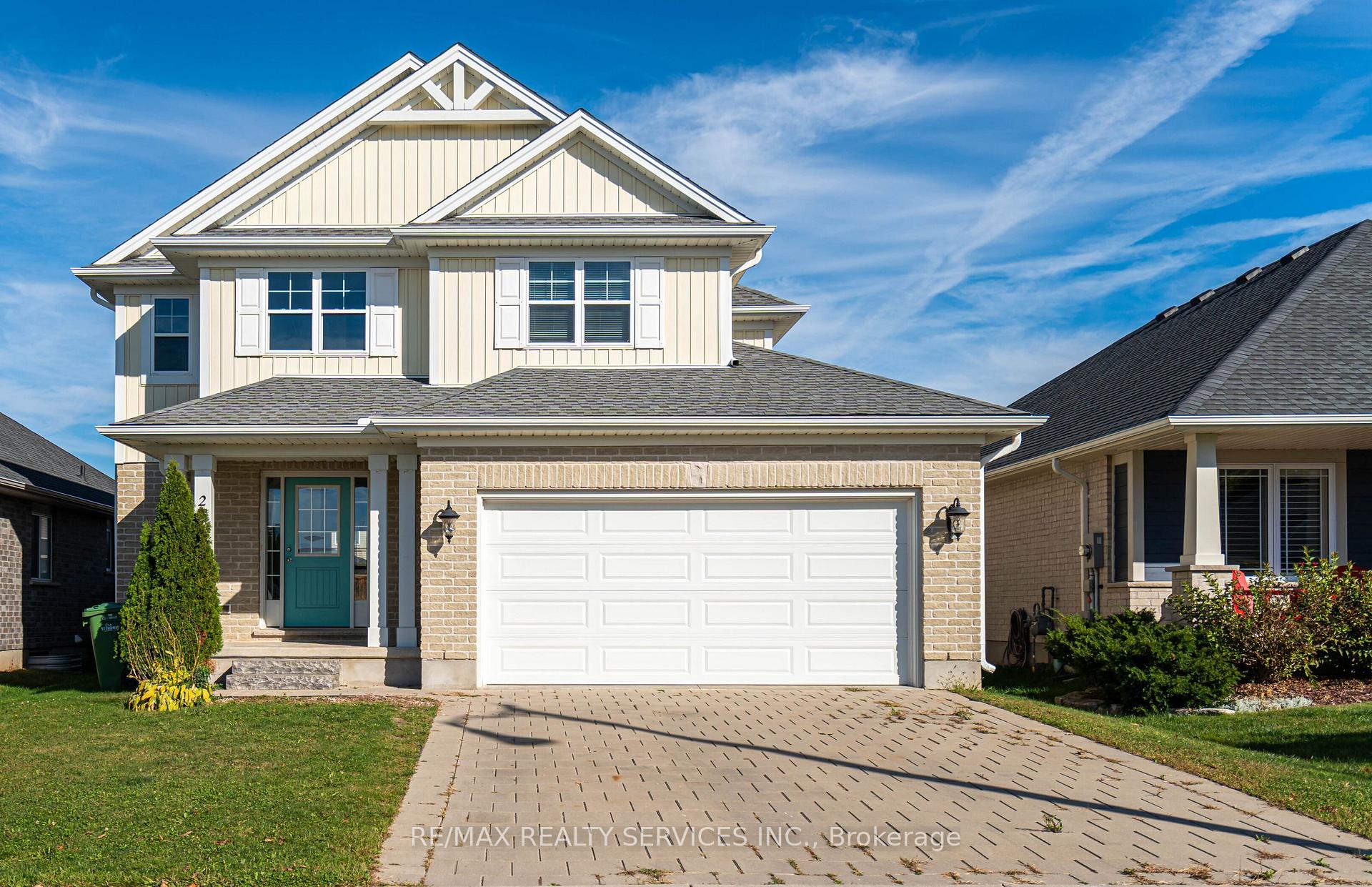 Front of 25 Acorn Trail
