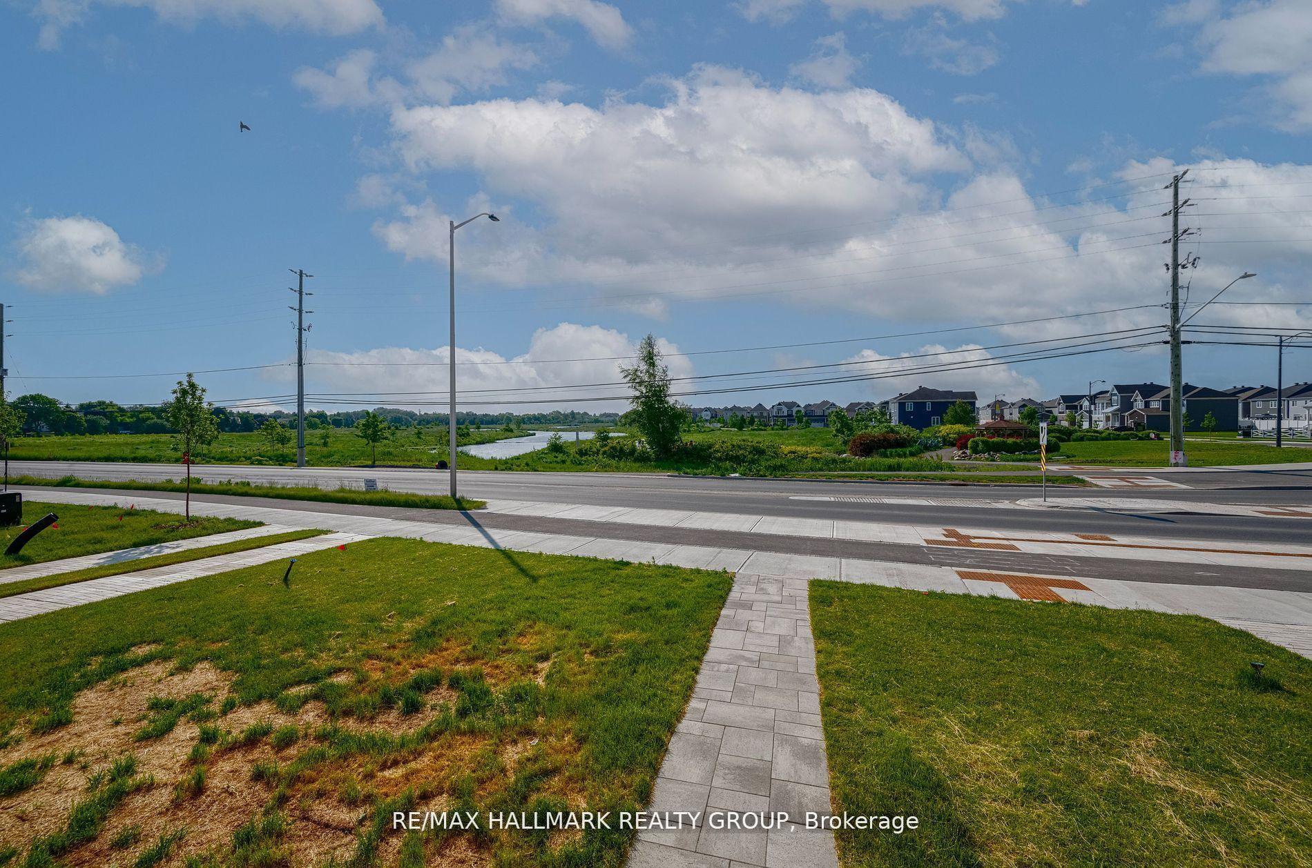 Photo 4 of 6357 Perth Street, Ottawa, Btwn Franktown Rd. & Fallowfield Rd. — HOMEH
