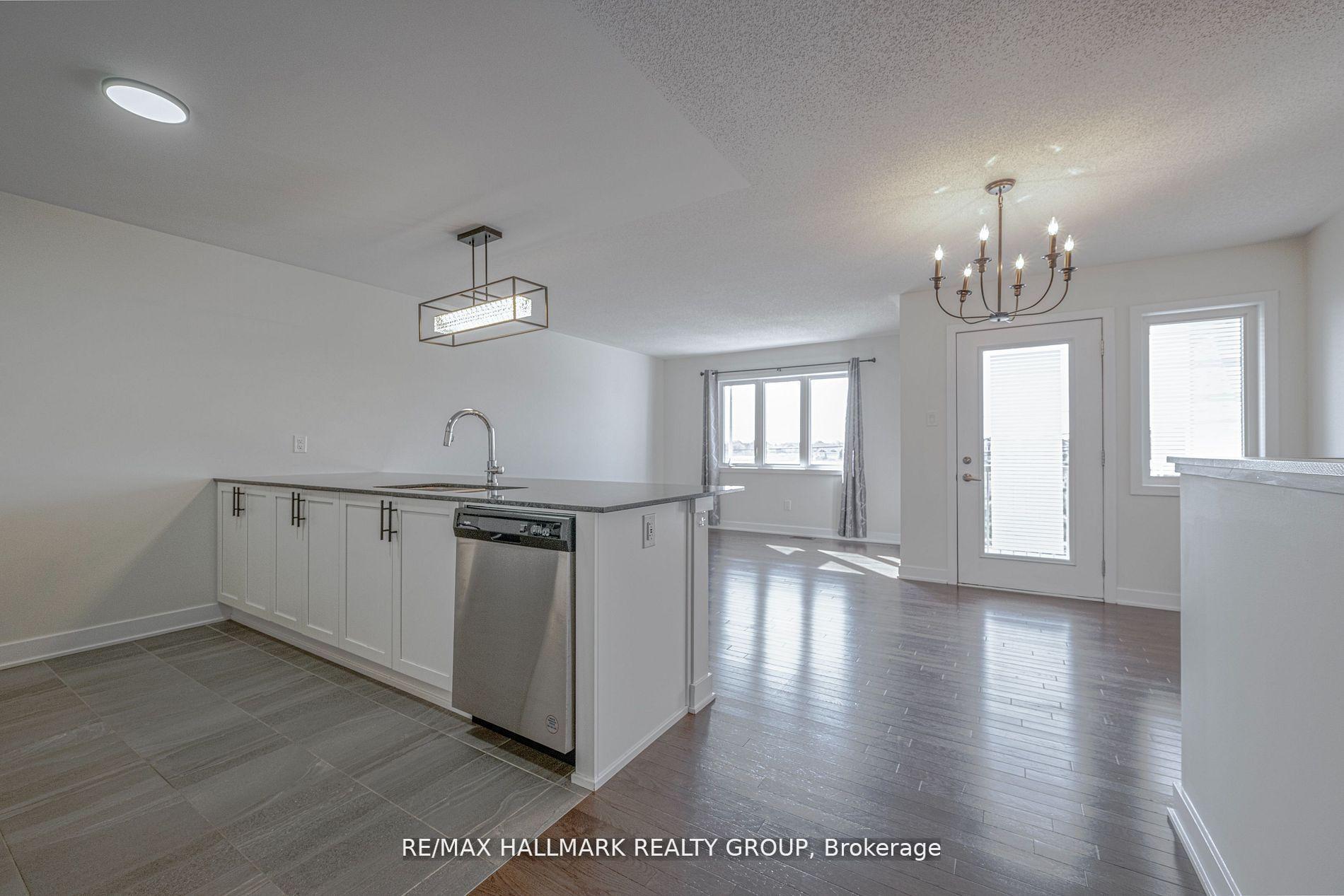 Photo 13 of 6357 Perth Street, Ottawa, Btwn Franktown Rd. & Fallowfield Rd. — HOMEH