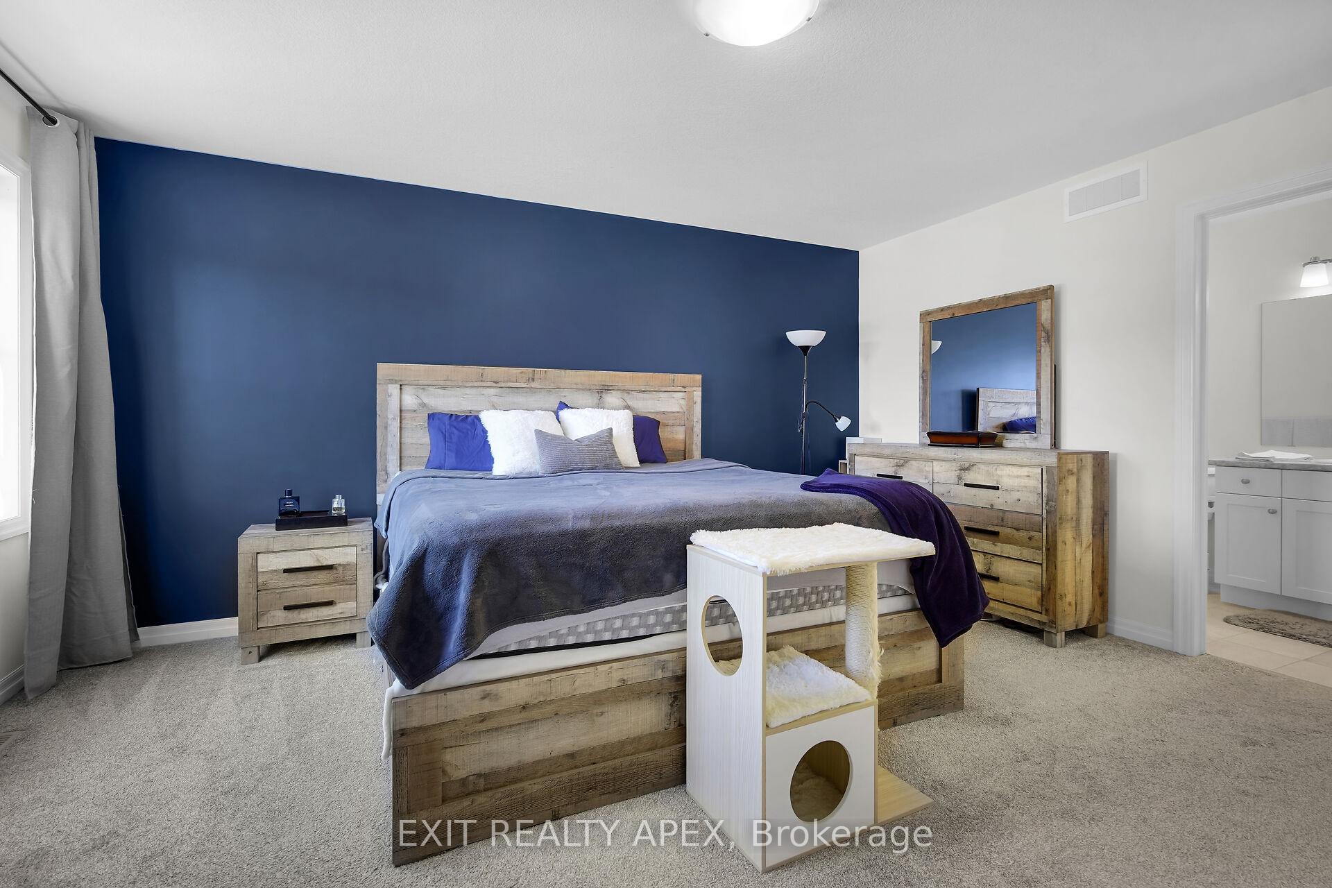Photo 12 of 11 Charter Creek Court E, St. Thomas — HOMEH