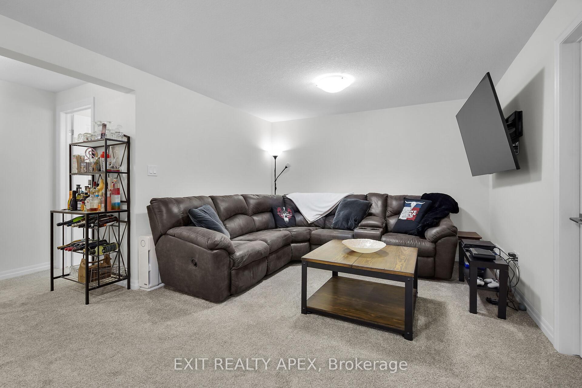 Photo 37 of 11 Charter Creek Court E, St. Thomas — HOMEH