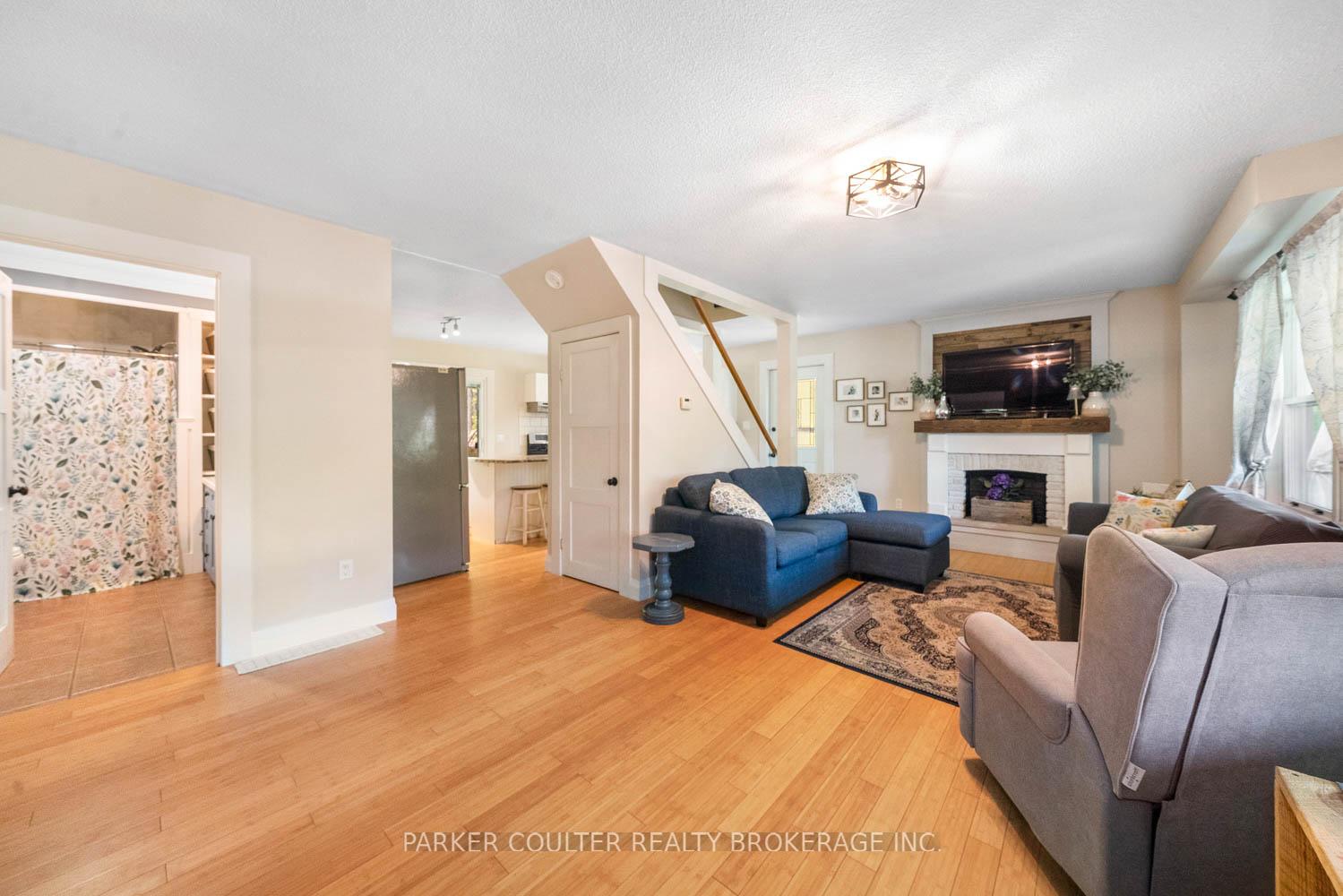 Photo 10 of 2352 Mcdonald Road, Springwater, Rural Springwater — HOMEH