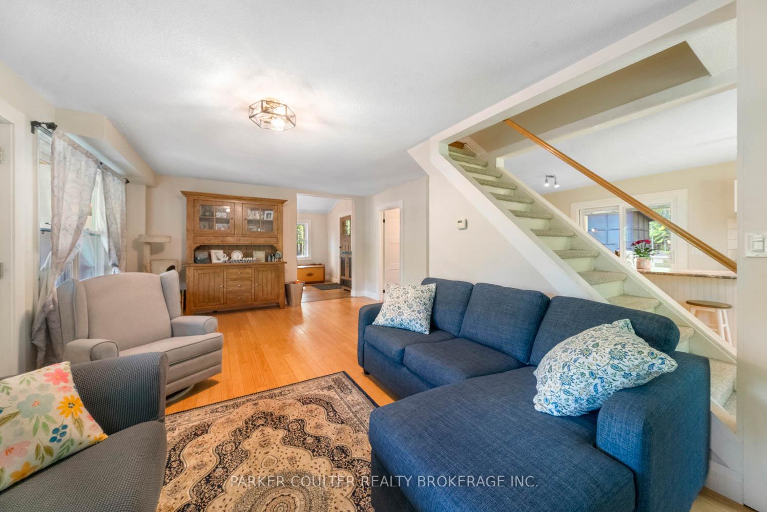 Photo 11 of 2352 Mcdonald Road, Springwater, Rural Springwater — HOMEH